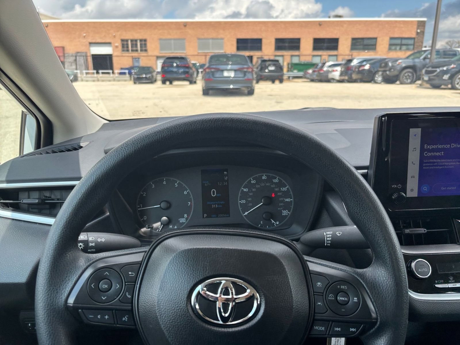 Thumbnail: 2025 Toyota Corolla - 32