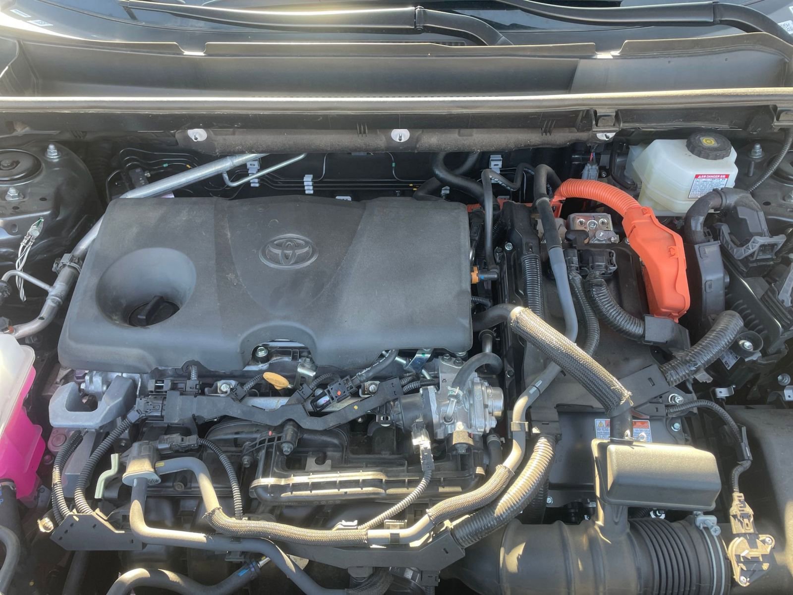 Thumbnail: 2025 Toyota RAV4 - 32