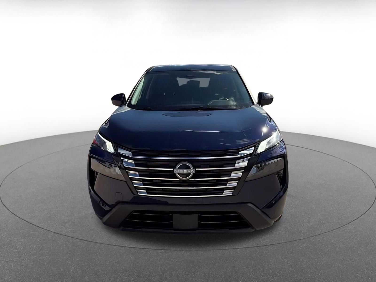 Thumbnail: 2025 Nissan Rogue - 4