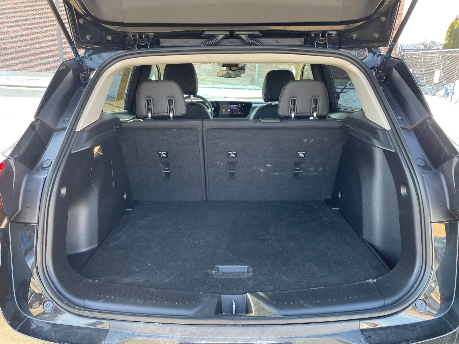 Thumbnail: 2025 Buick Encore GX - 31