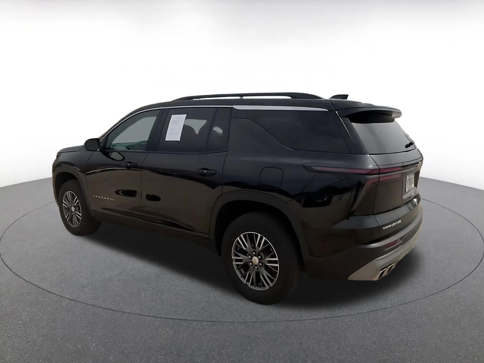 Thumbnail: 2025 Chevrolet Traverse - 10