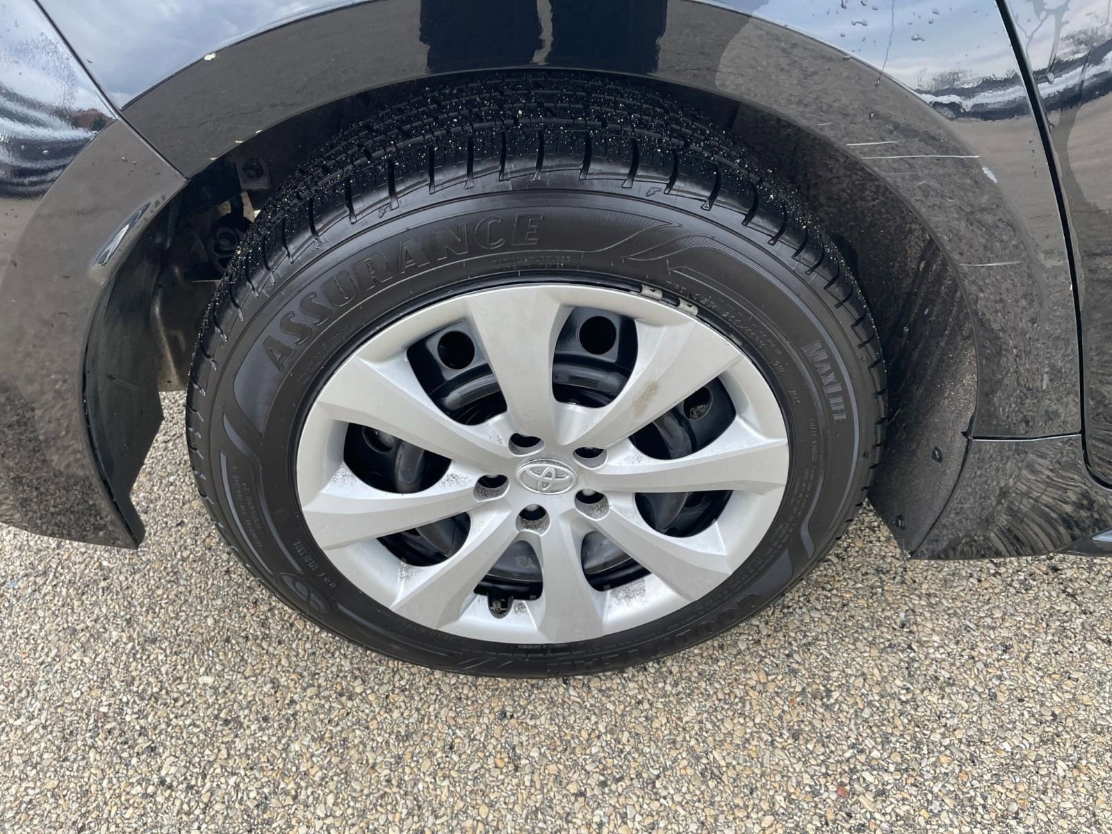 Thumbnail: 2024 Toyota Corolla - 28