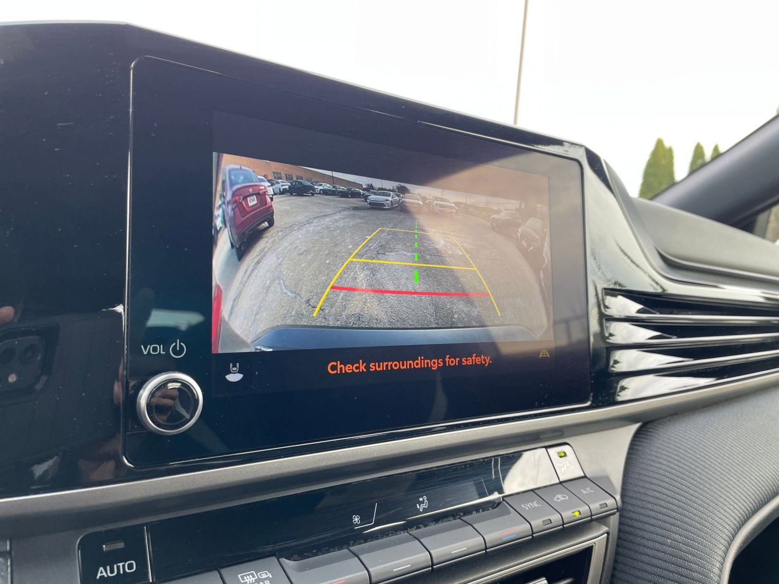 Thumbnail: 2025 Toyota Camry - 24