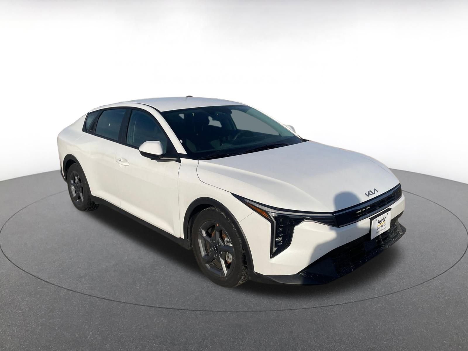 Thumbnail: 2025 Kia K4 - 1