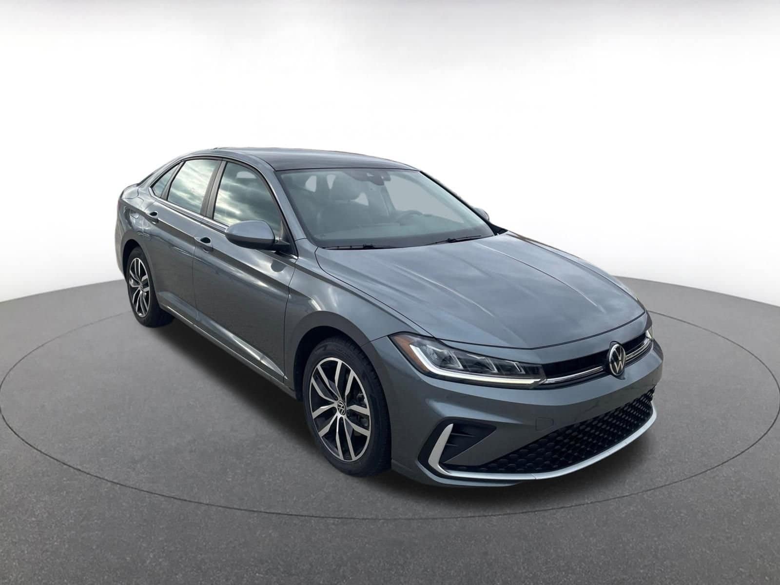 Thumbnail: 2025 Volkswagen Jetta - 1