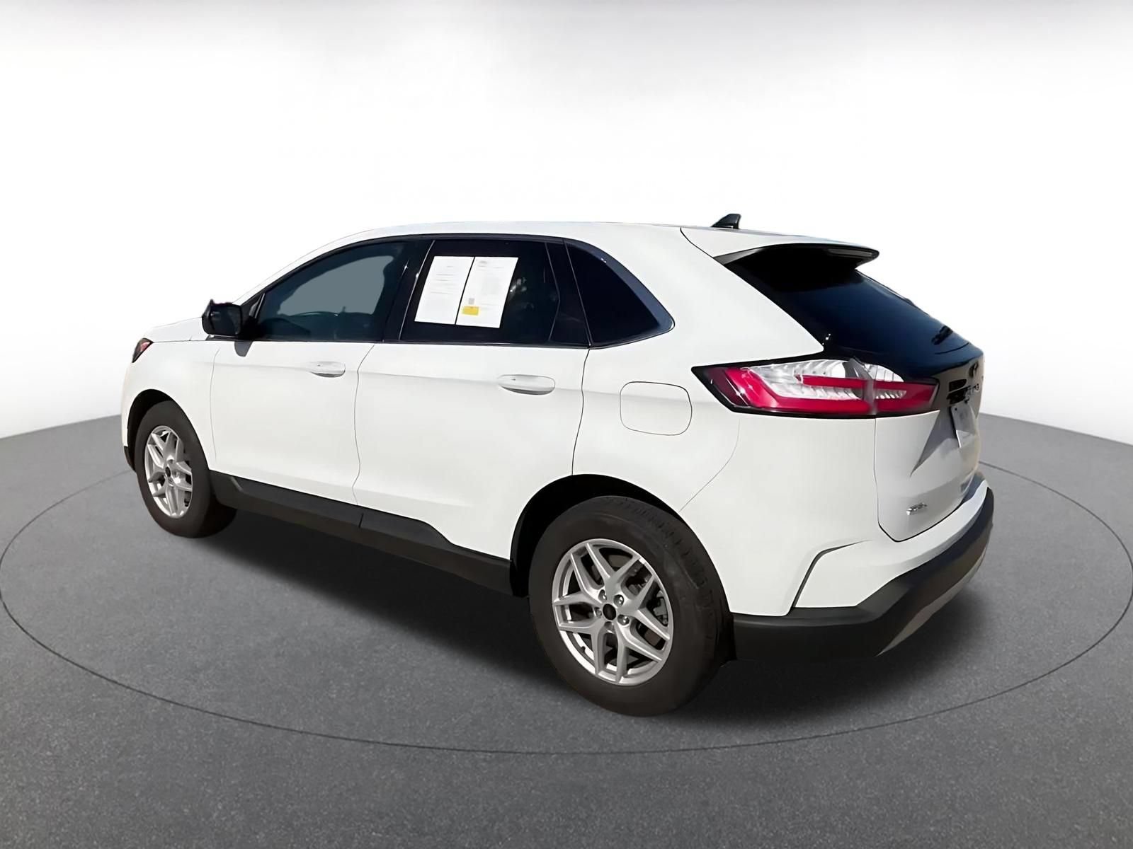 Thumbnail: 2024 Ford Edge - 10