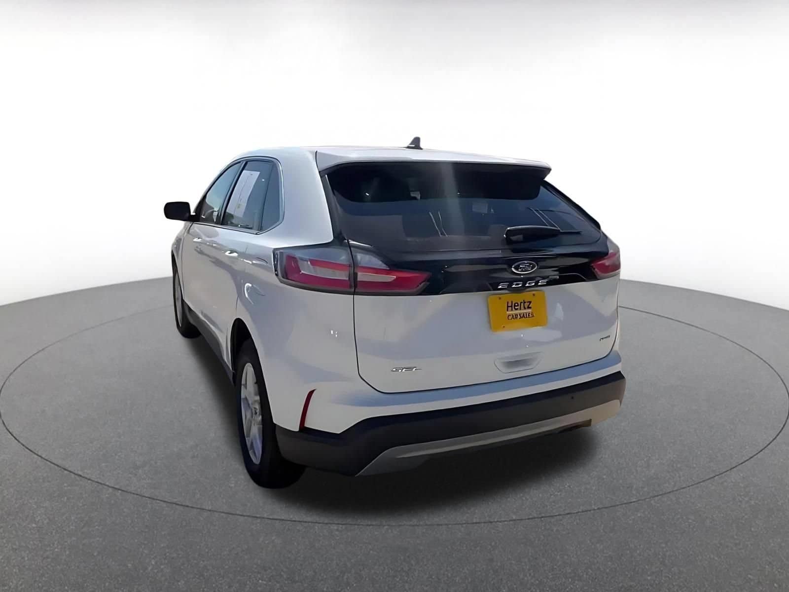Thumbnail: 2023 Ford Edge - 11