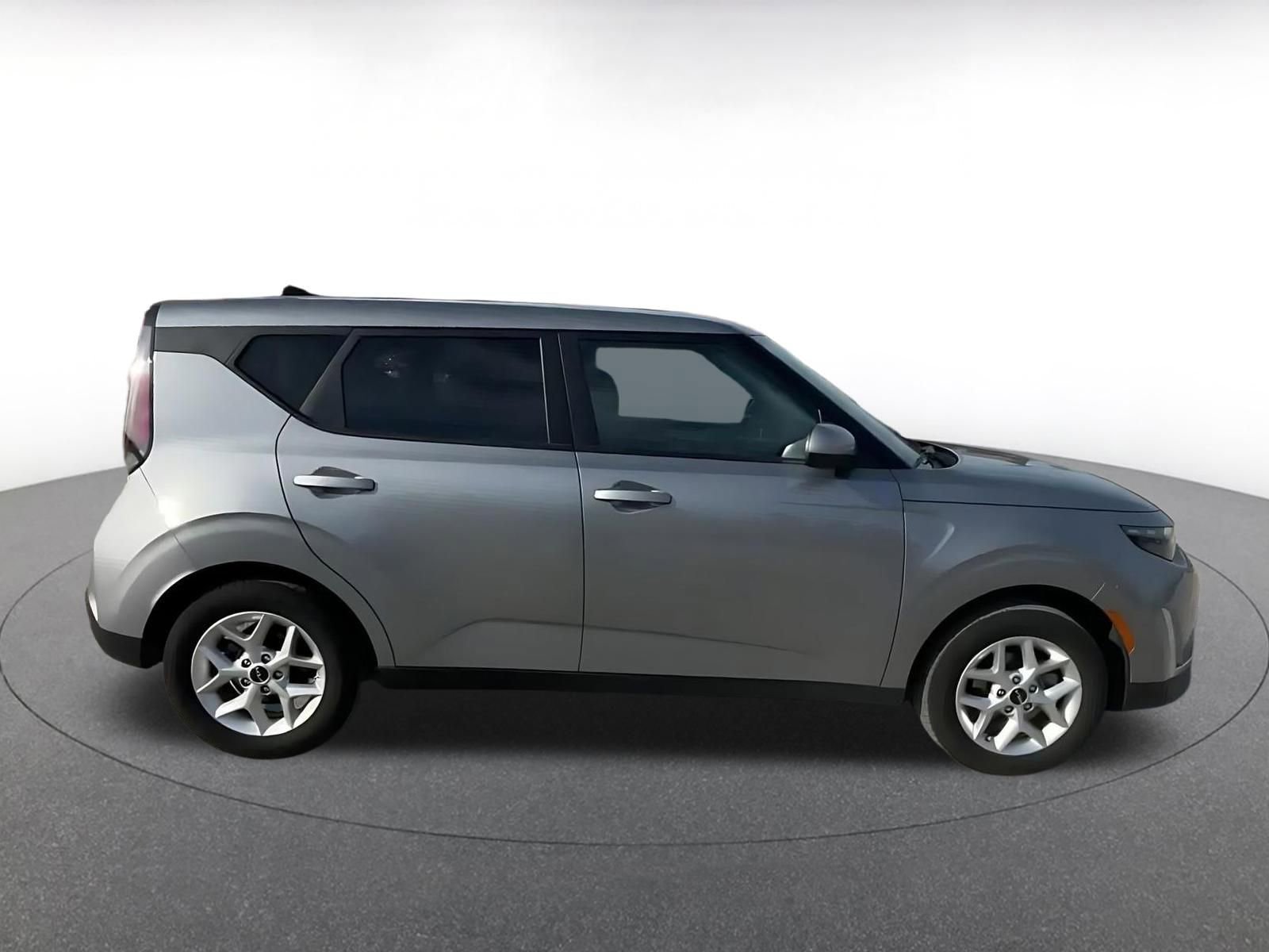 Thumbnail: 2025 Kia Soul - 16