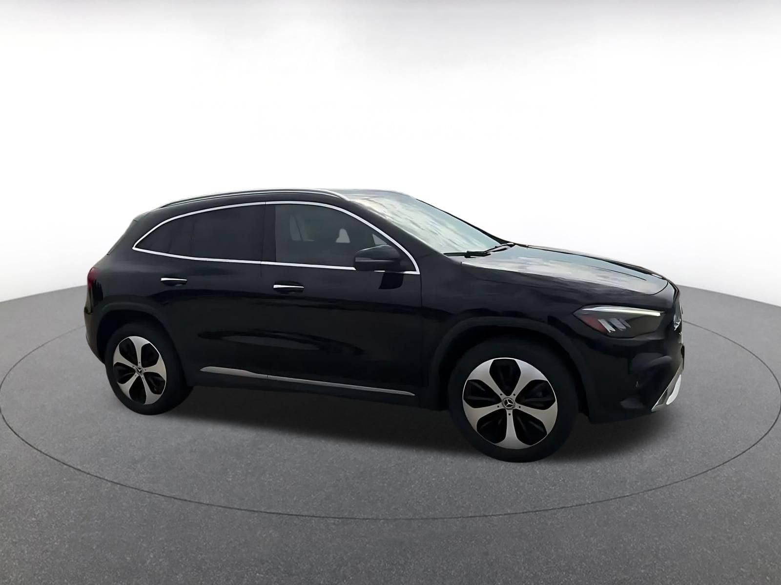 Thumbnail: 2025 Mercedes-Benz GLA - 2