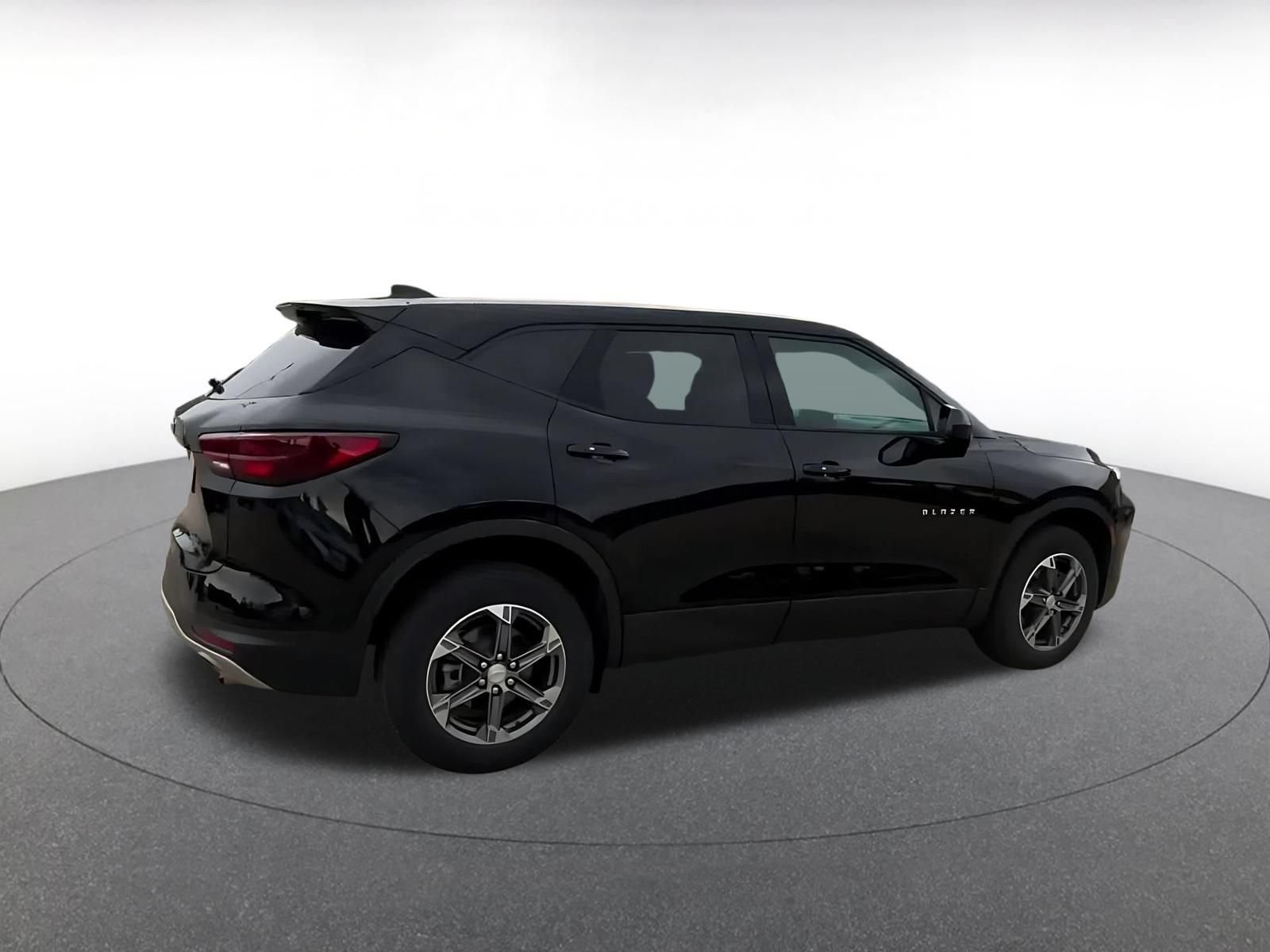 Thumbnail: 2025 Chevrolet Blazer - 14
