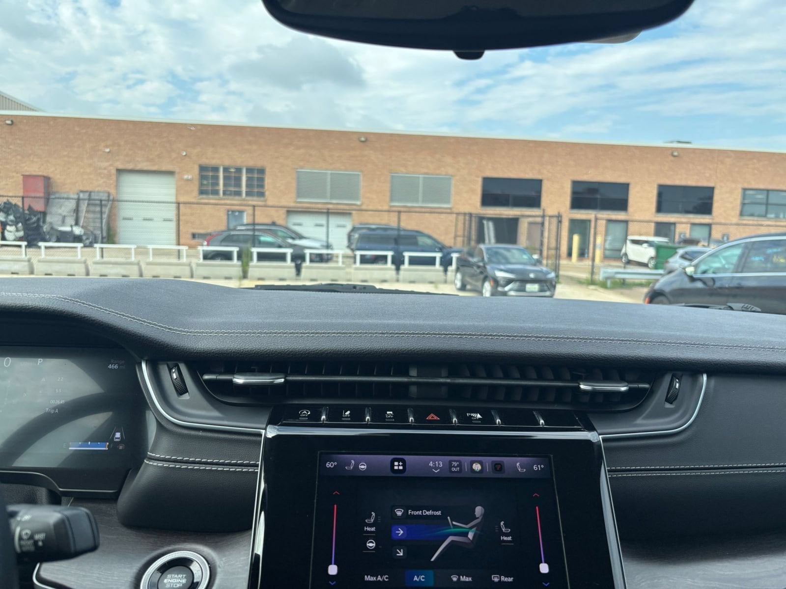 Thumbnail: 2022 Jeep Grand Cherokee - 16