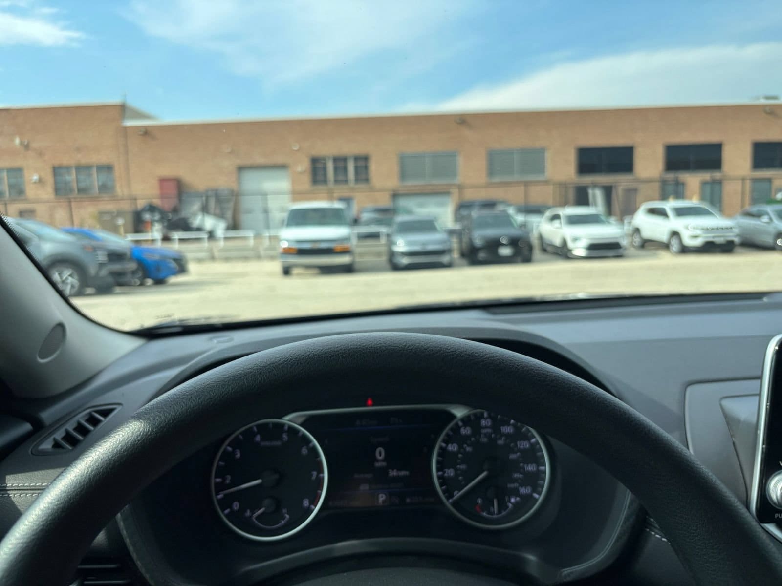 Thumbnail: 2025 Nissan Sentra - 31