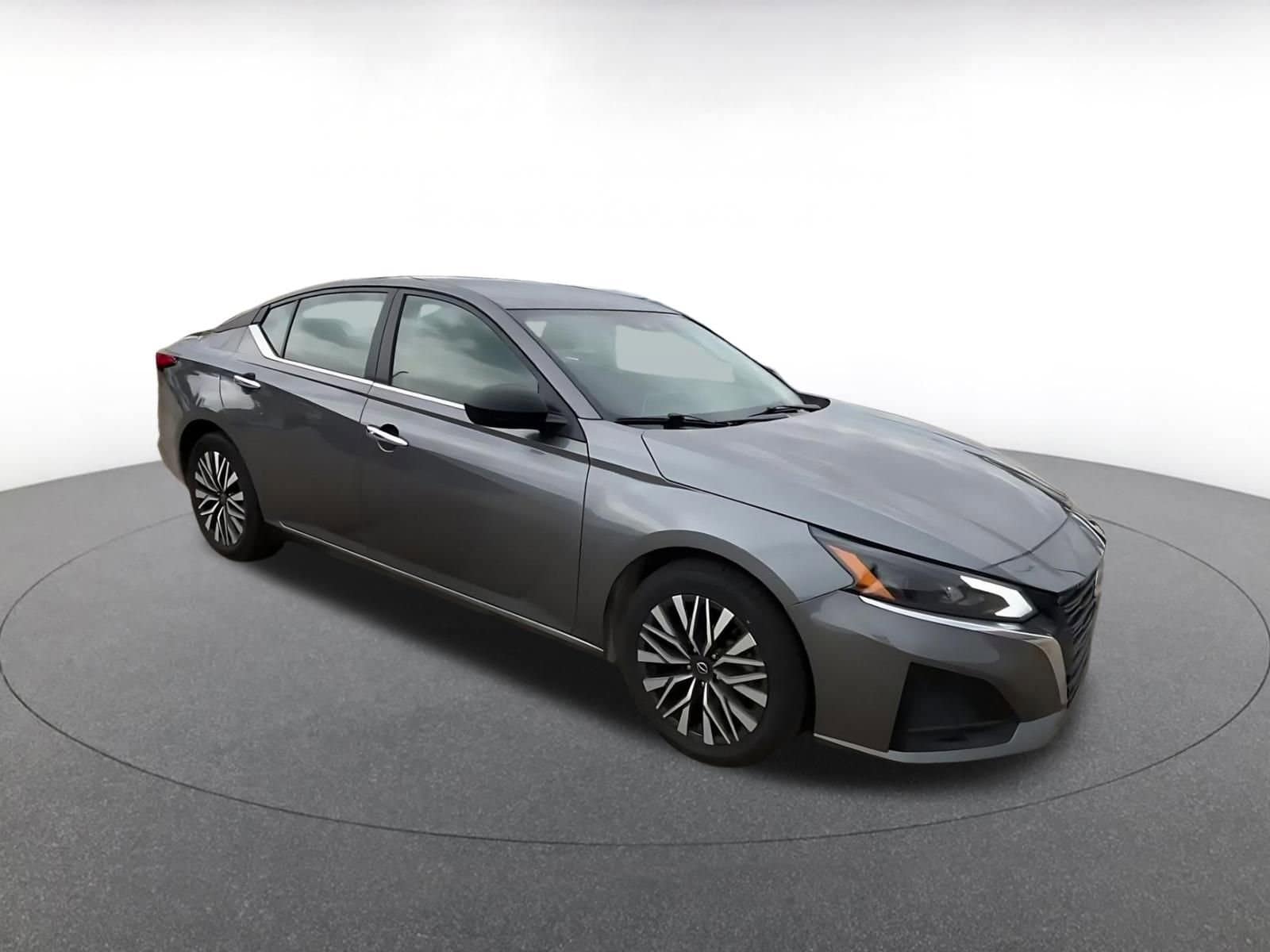Thumbnail: 2025 Nissan Altima - 2
