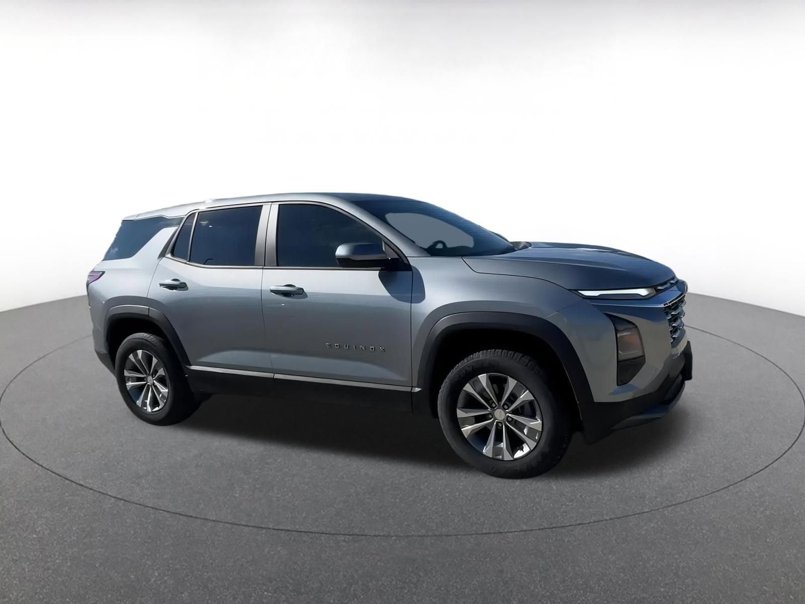 Thumbnail: 2025 Chevrolet Equinox - 2