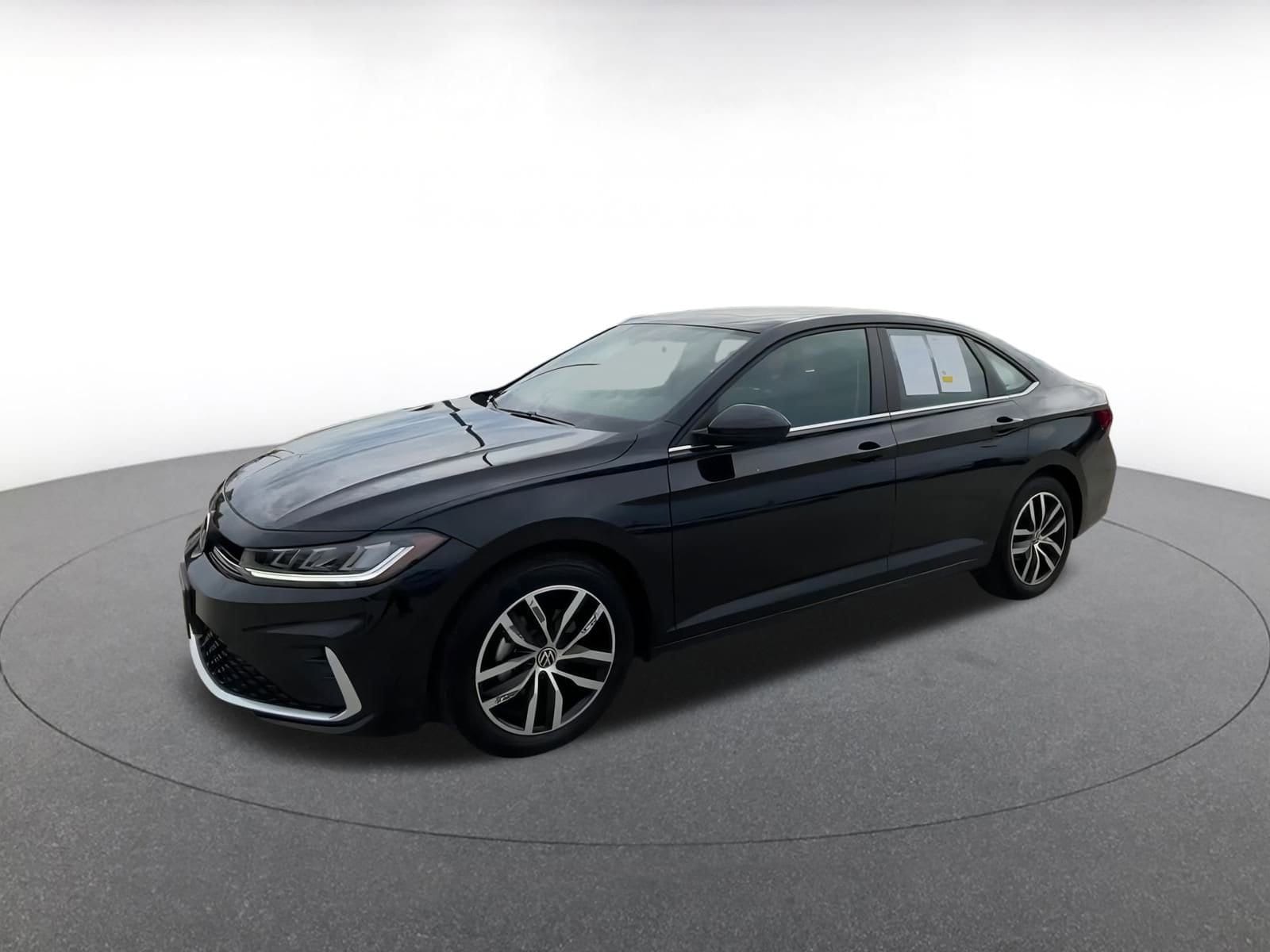 Thumbnail: 2025 Volkswagen Jetta - 9