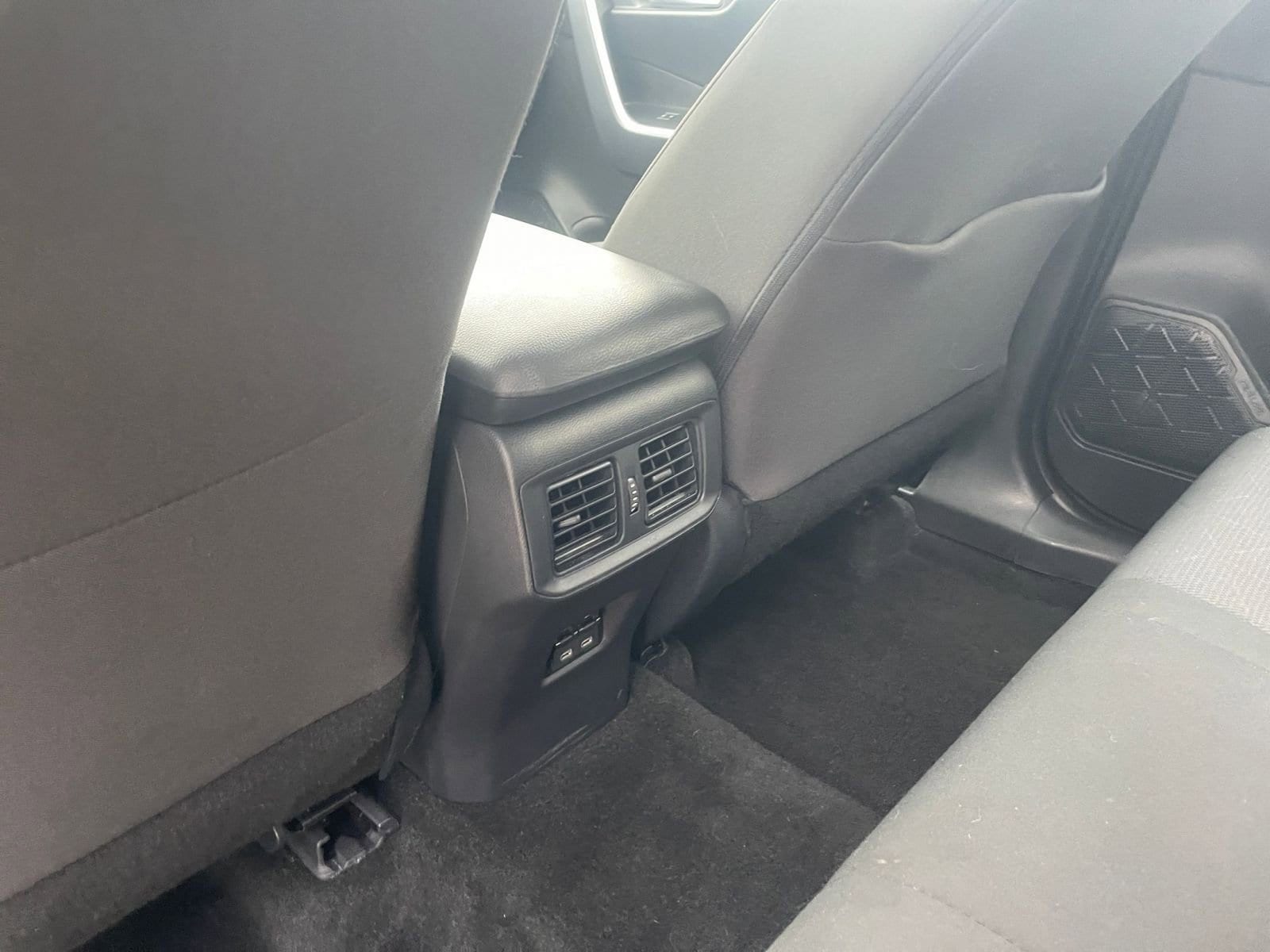 Thumbnail: 2025 Toyota RAV4 - 24