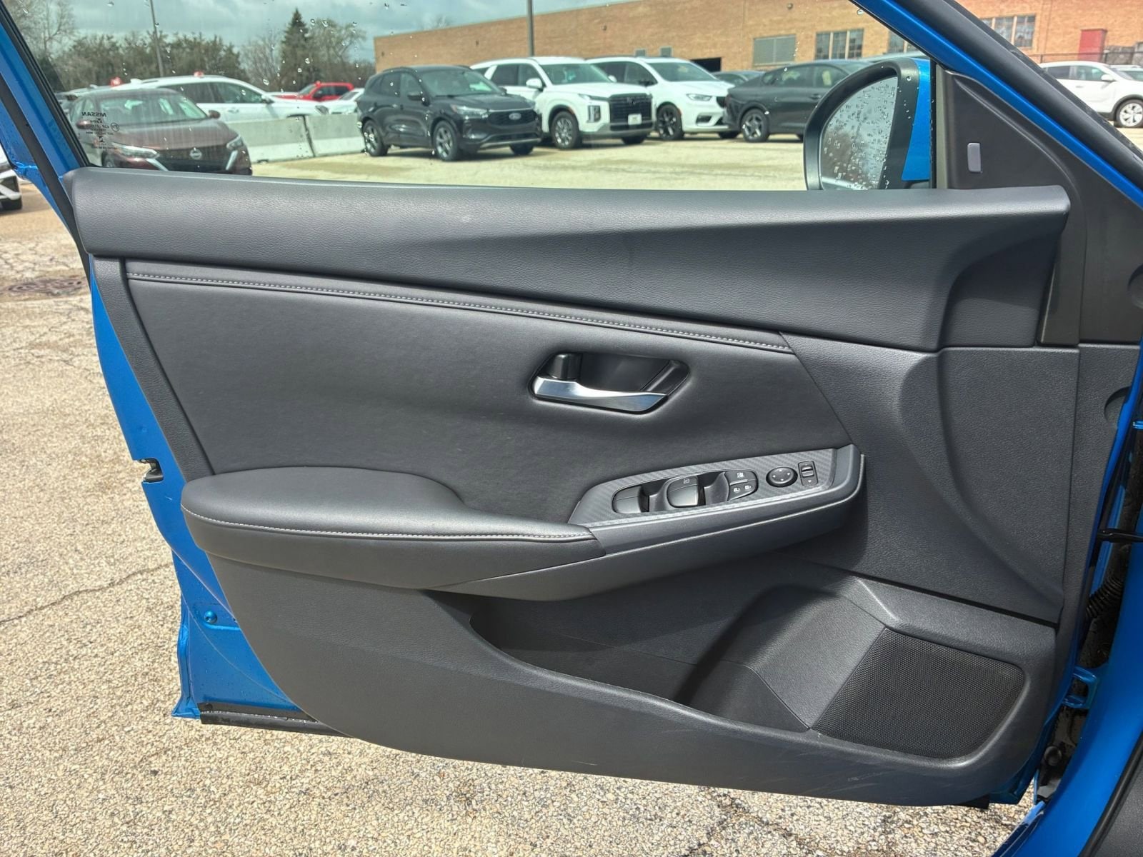 Thumbnail: 2025 Nissan Sentra - 18