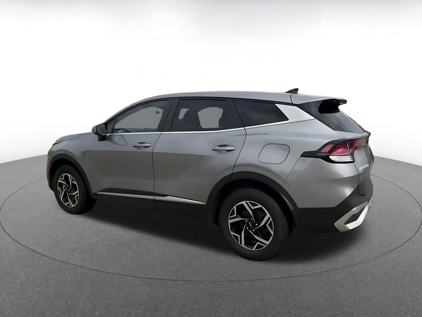 Thumbnail: 2024 Kia Sportage - 10