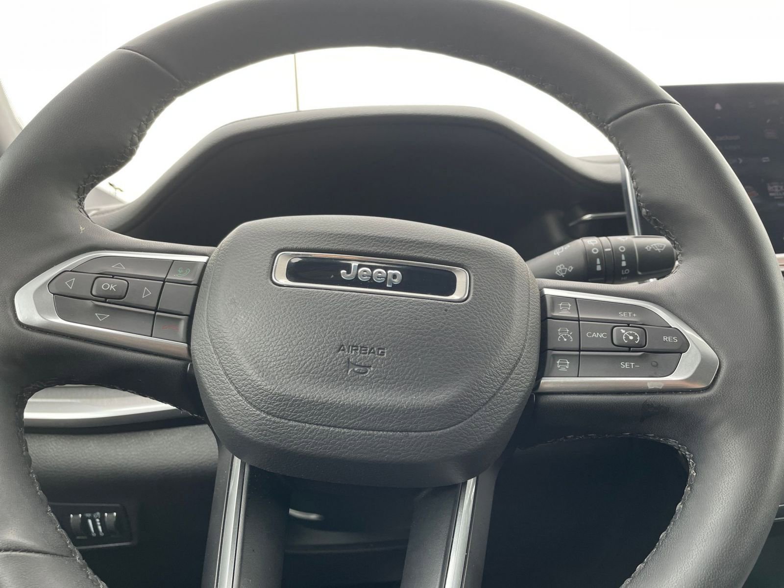 Thumbnail: 2025 Jeep Compass - 29