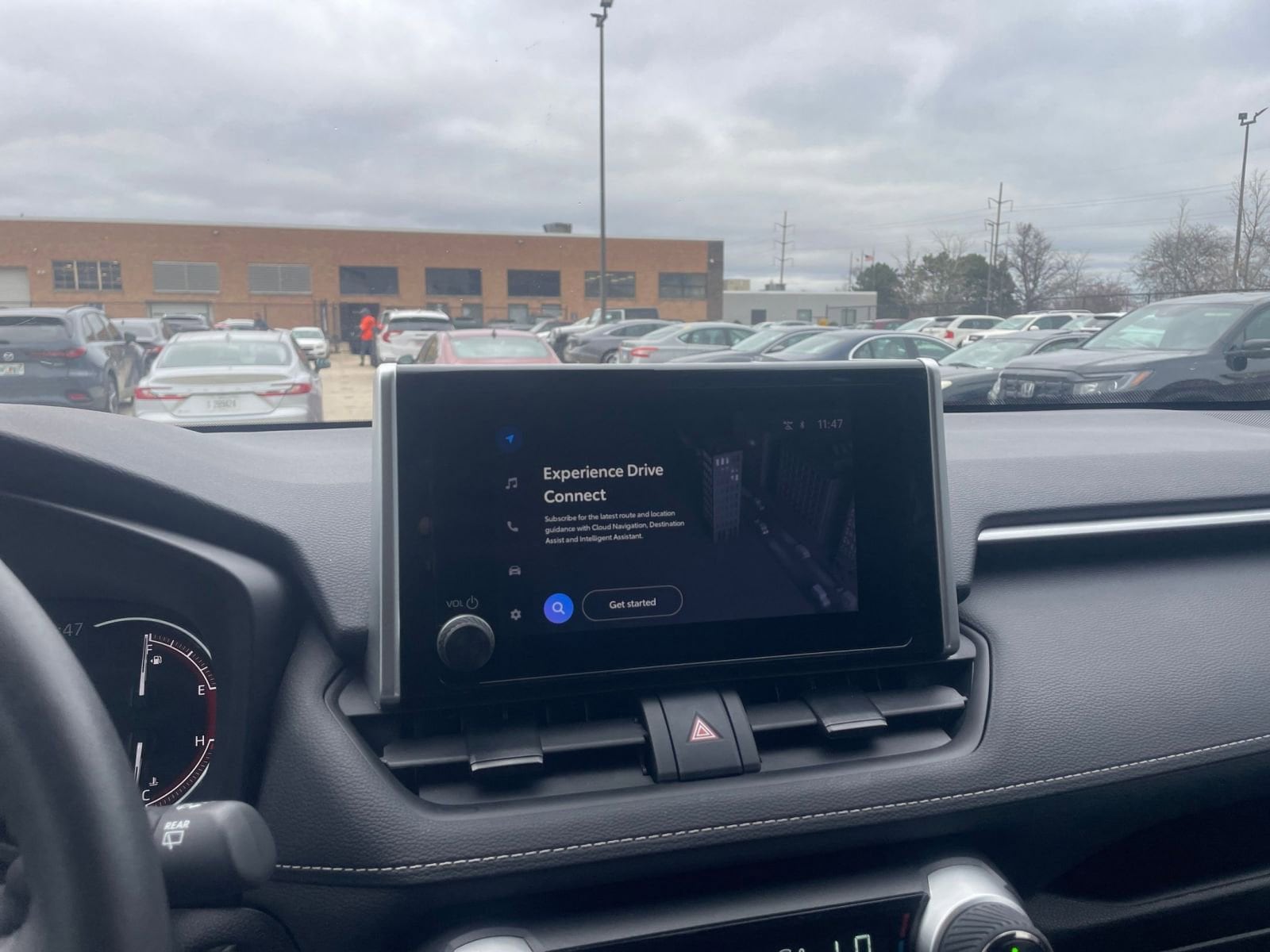 Thumbnail: 2025 Toyota RAV4 - 21