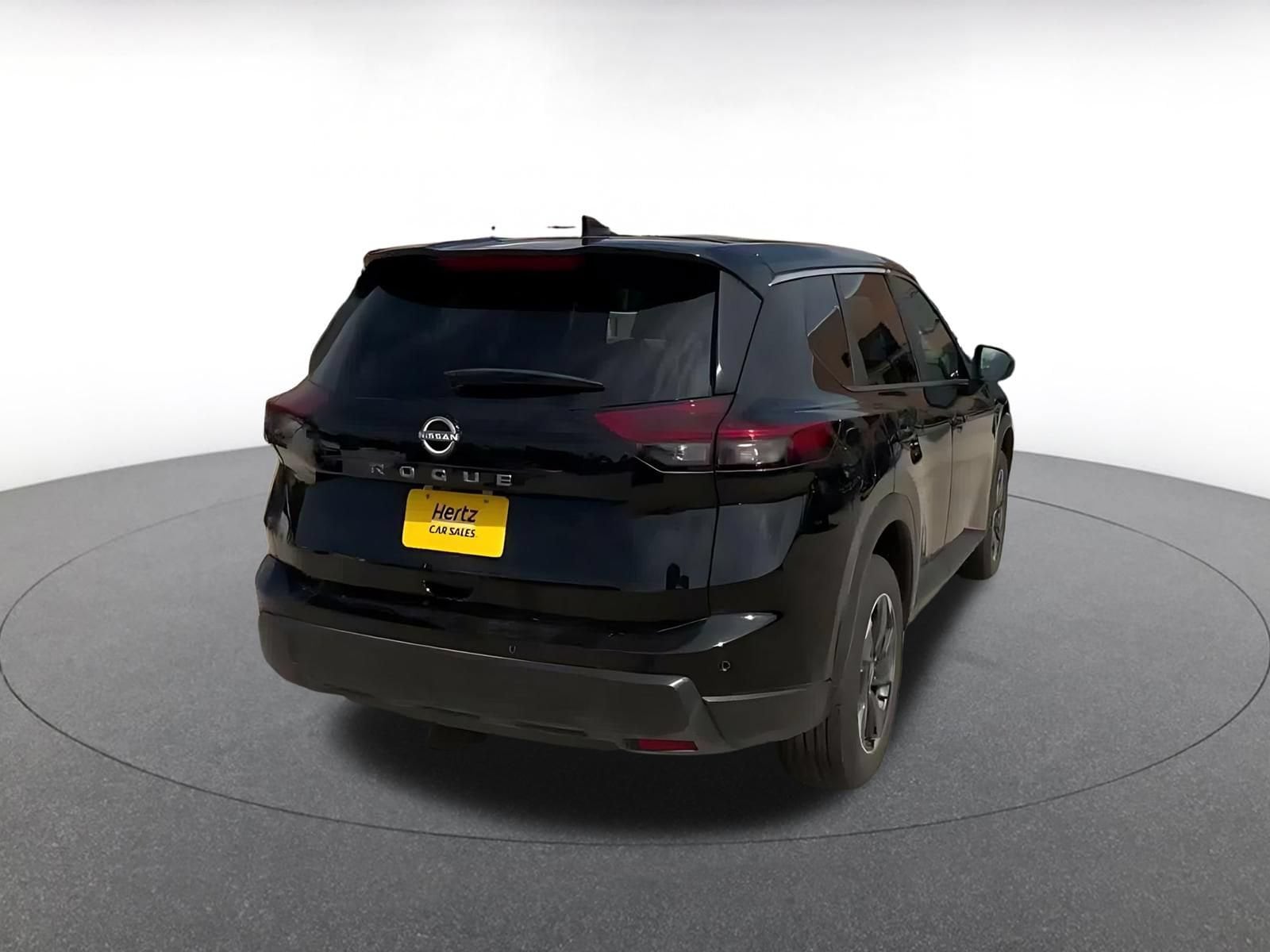 Thumbnail: 2025 Nissan Rogue - 13