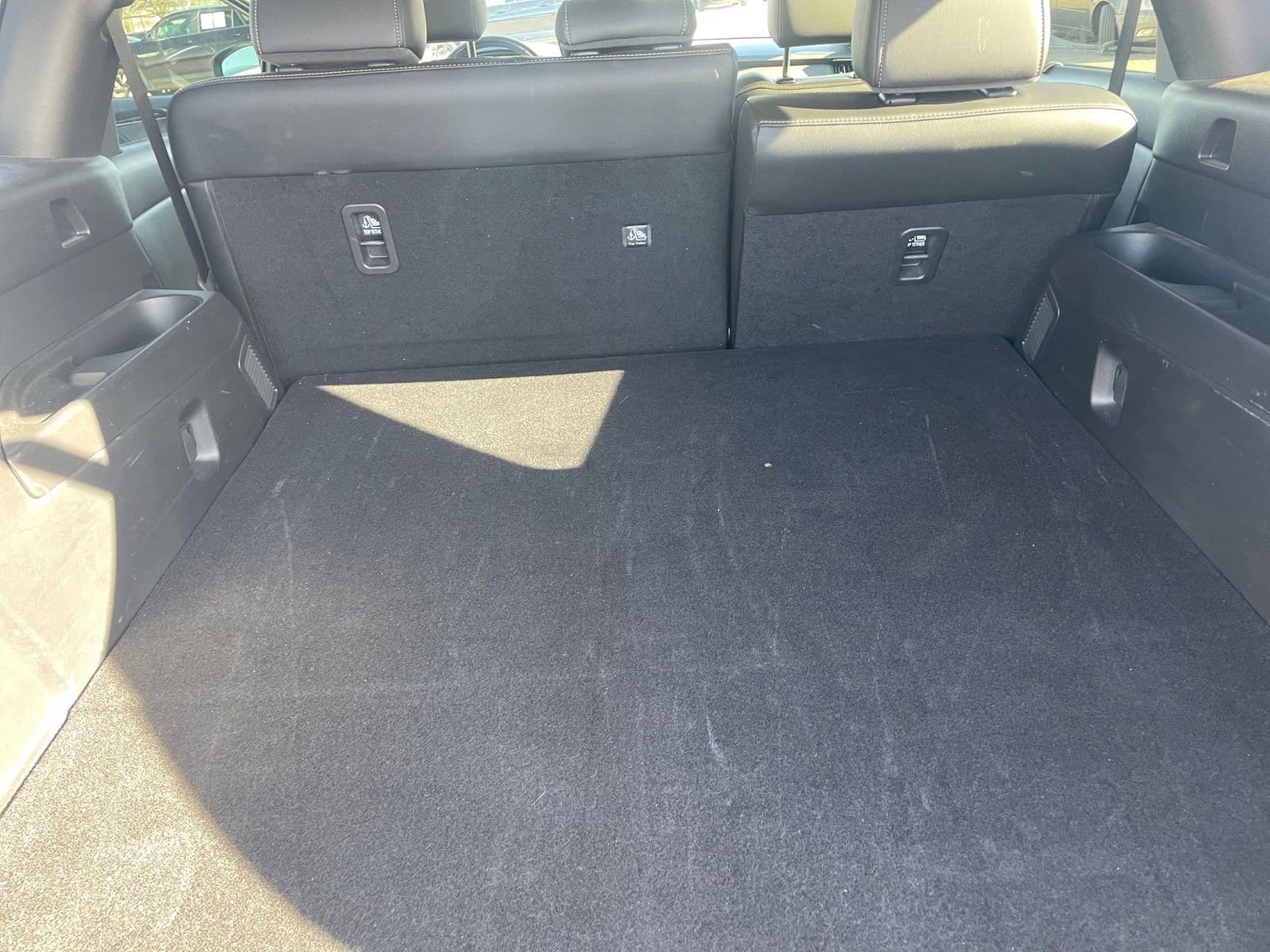 Thumbnail: 2025 Mazda CX-70 - 33