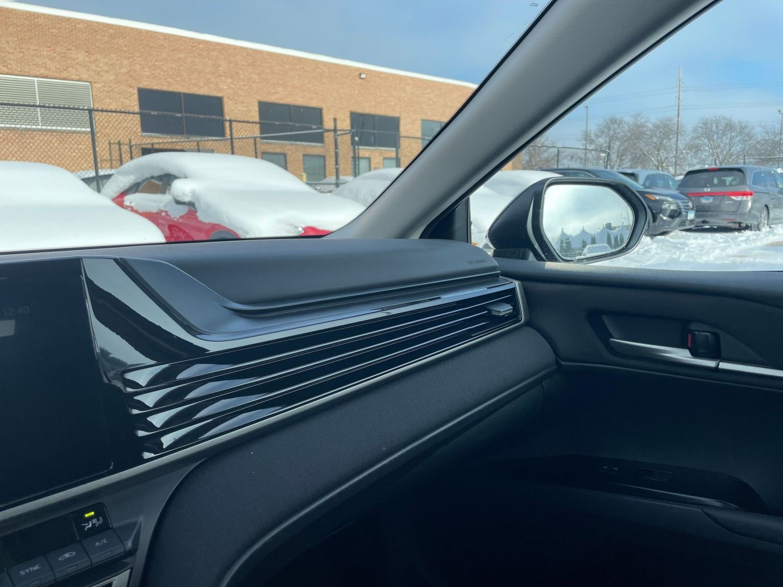 Thumbnail: 2025 Toyota Camry - 35