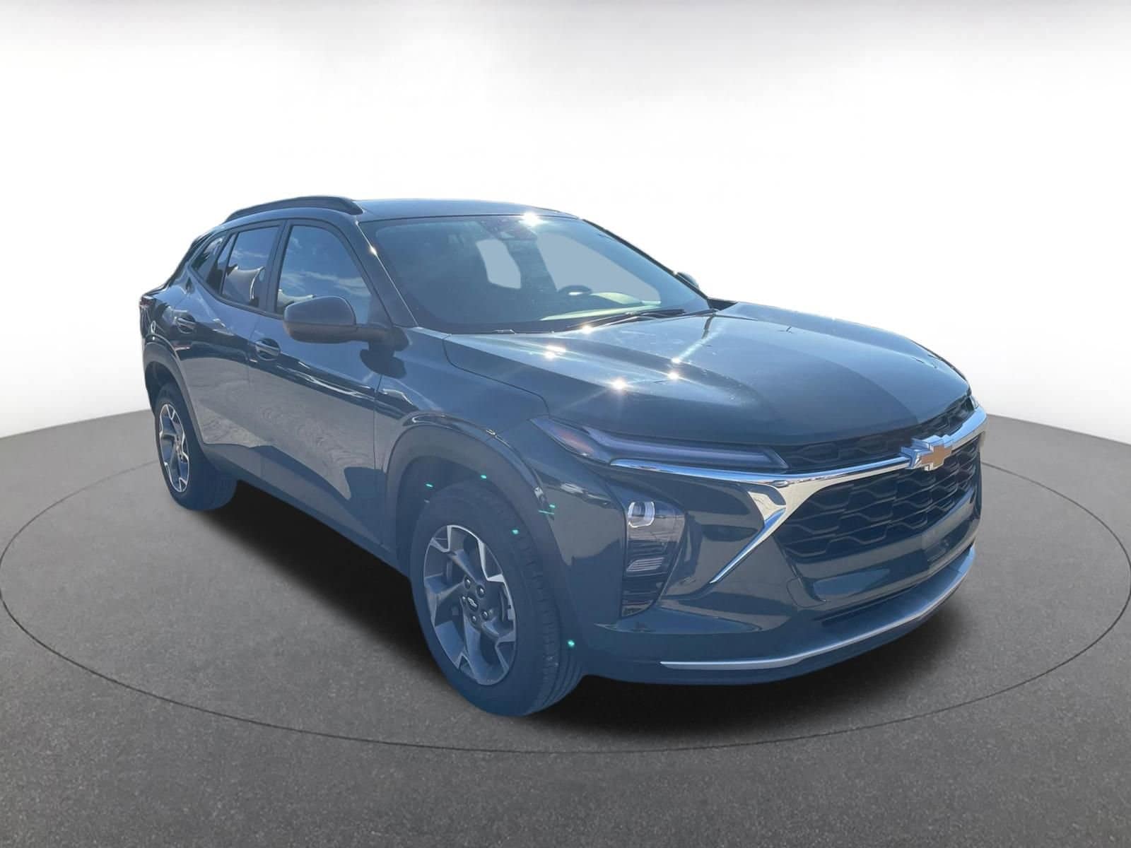 Thumbnail: 2025 Chevrolet Trax - 1