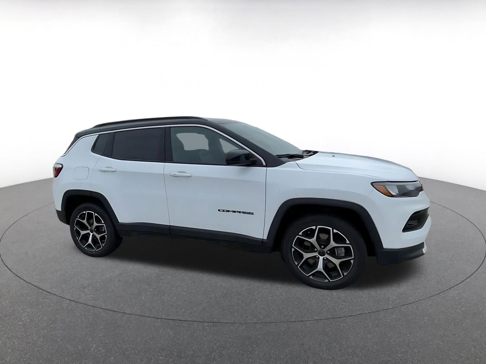 Thumbnail: 2025 Jeep Compass - 2