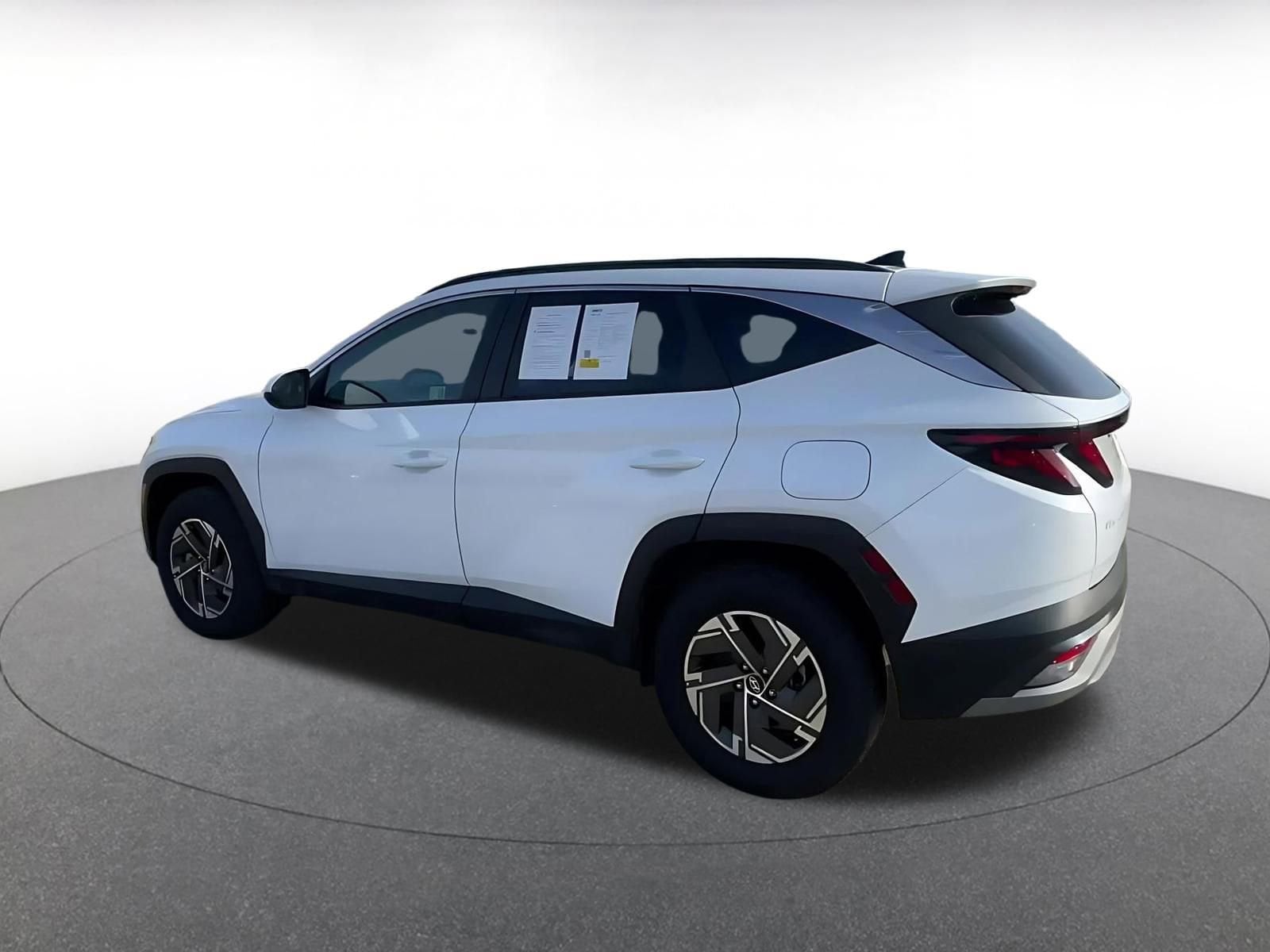 Thumbnail: 2025 Hyundai Tucson - 10