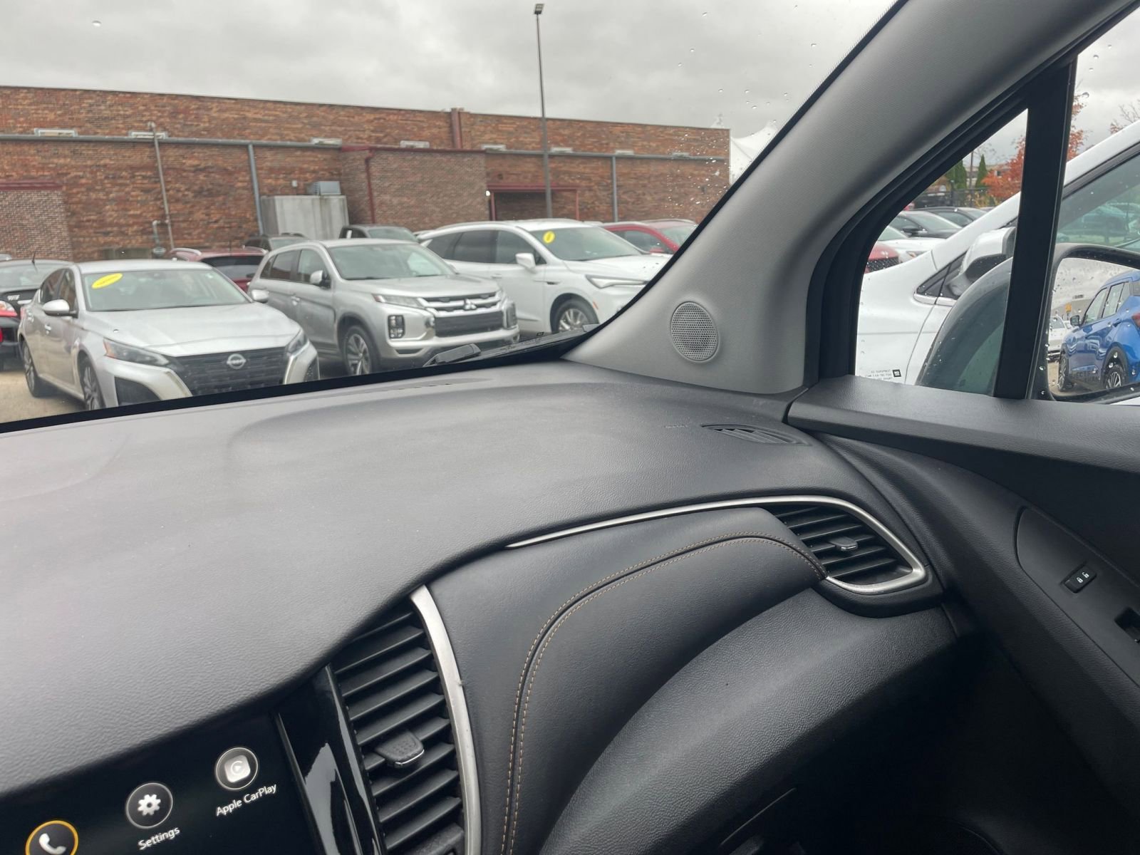 Thumbnail: 2019 Chevrolet Trax - 35