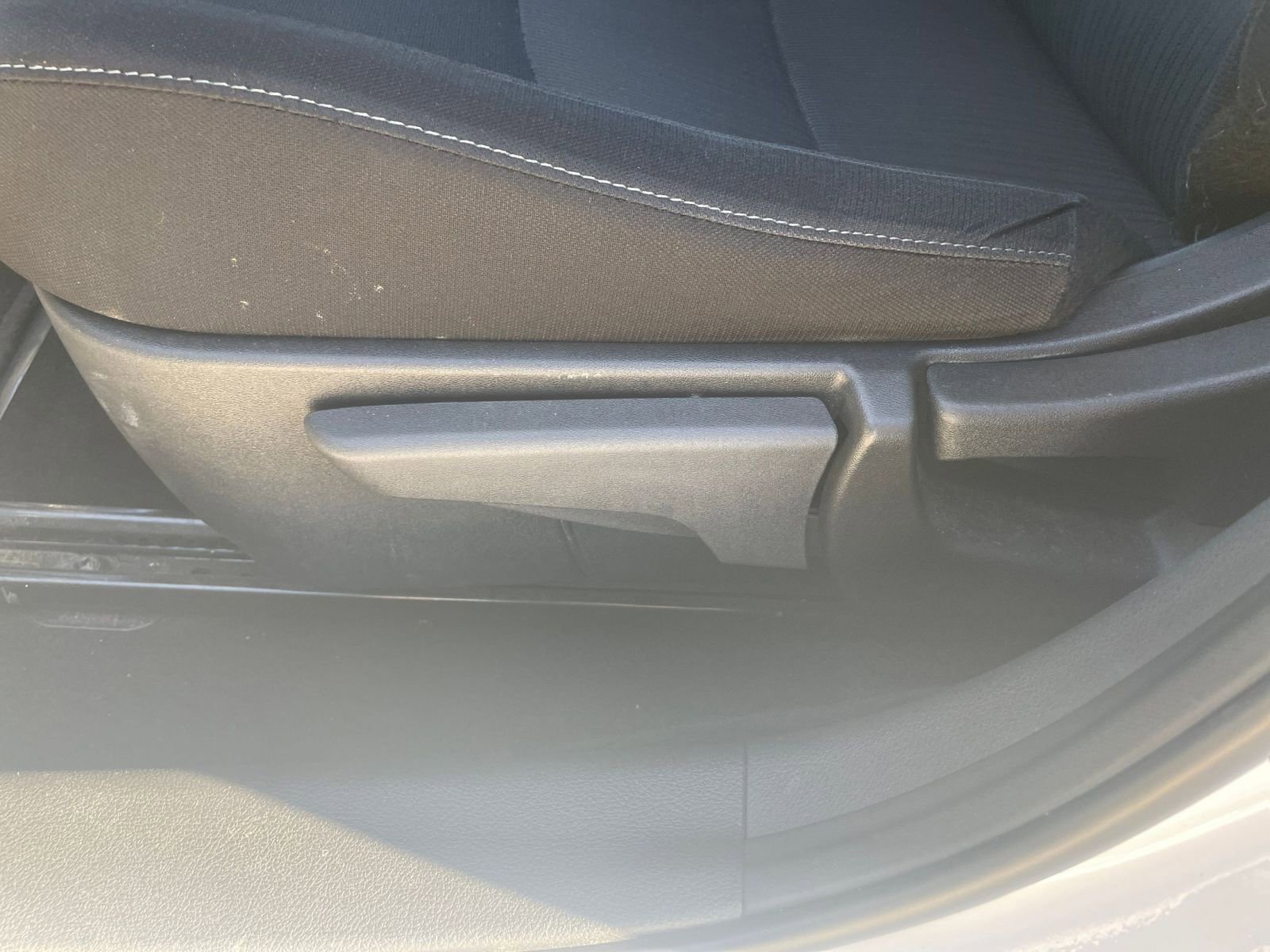 Thumbnail: 2023 Nissan Sentra - 23