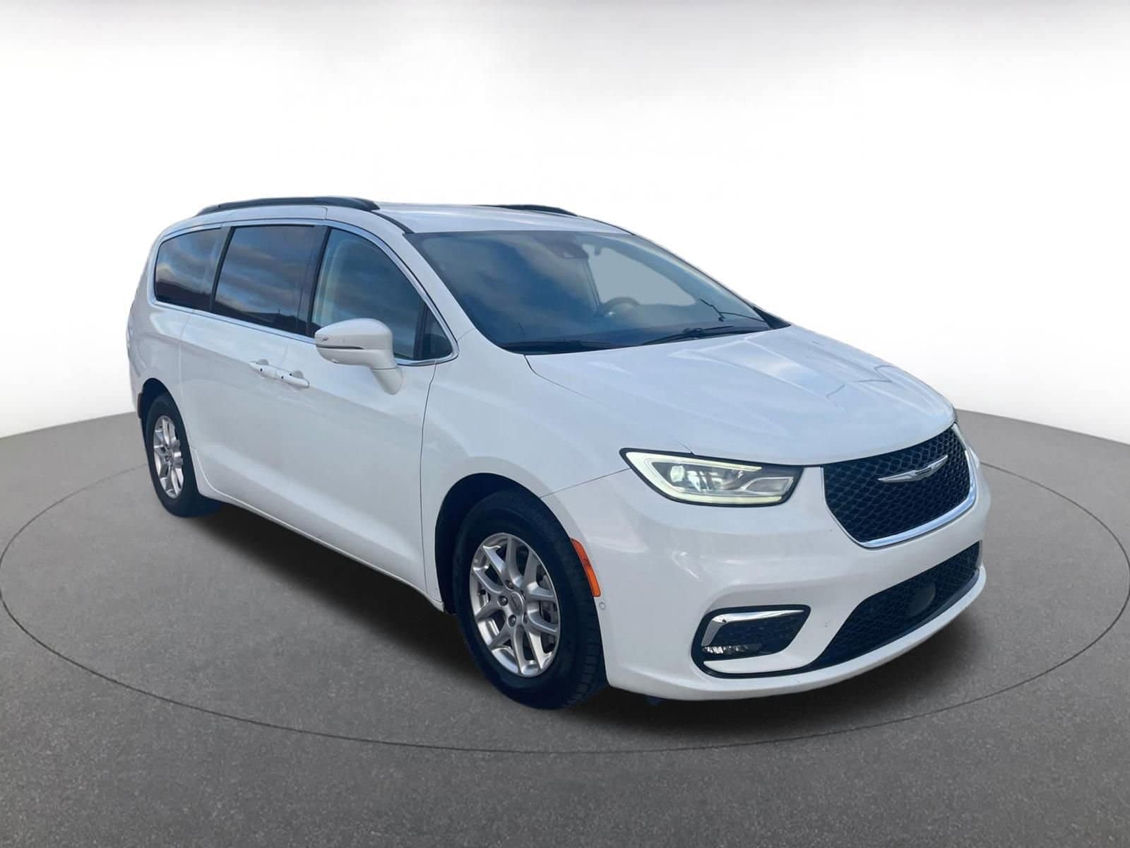 Thumbnail: 2022 Chrysler Pacifica - 1