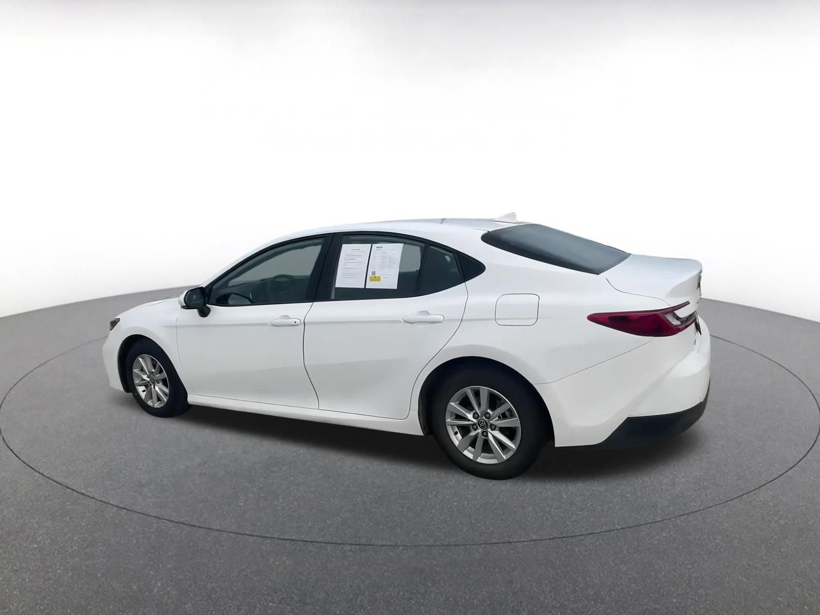 Thumbnail: 2025 Toyota Camry - 10