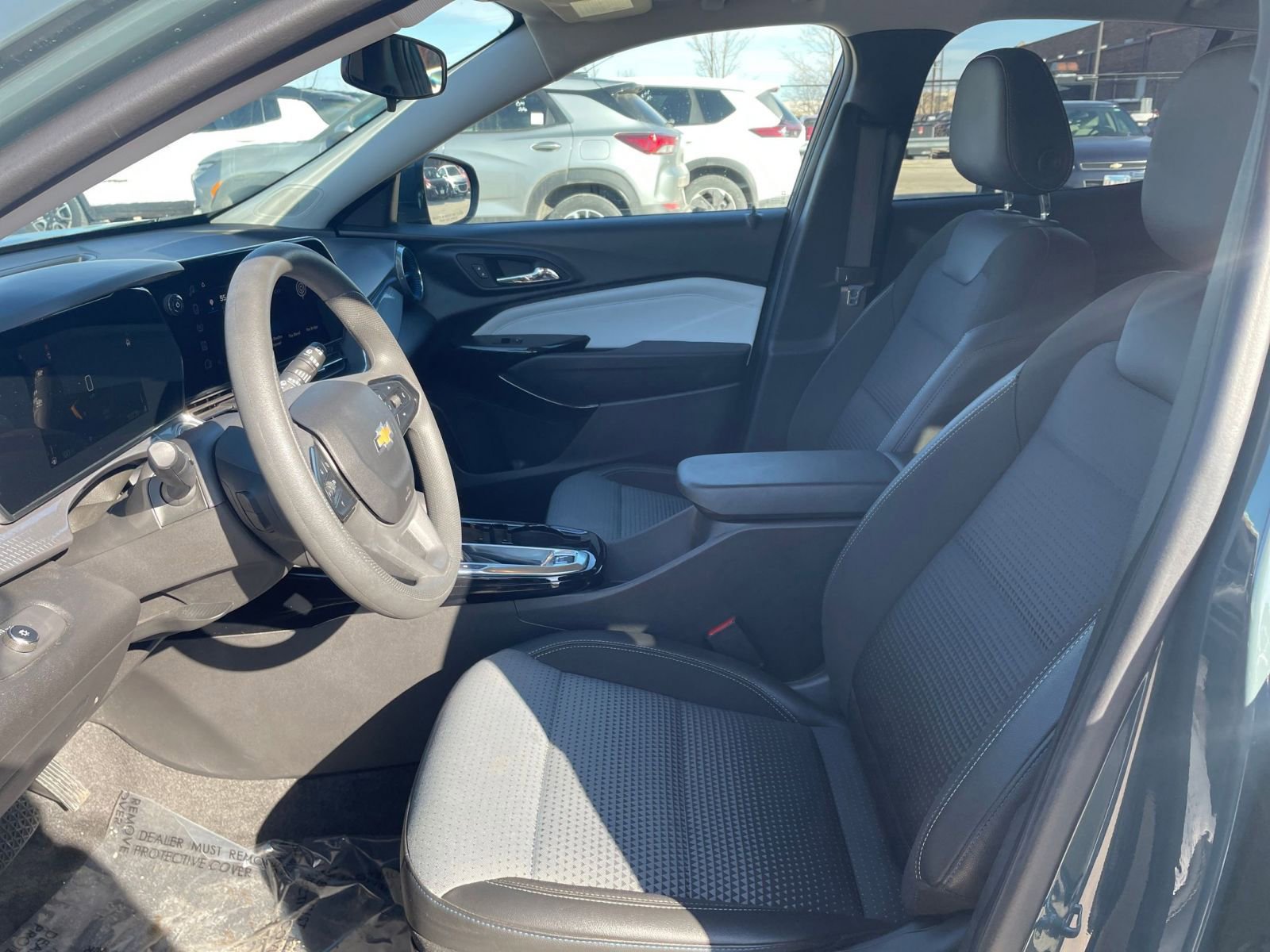 Thumbnail: 2025 Chevrolet Trax - 27