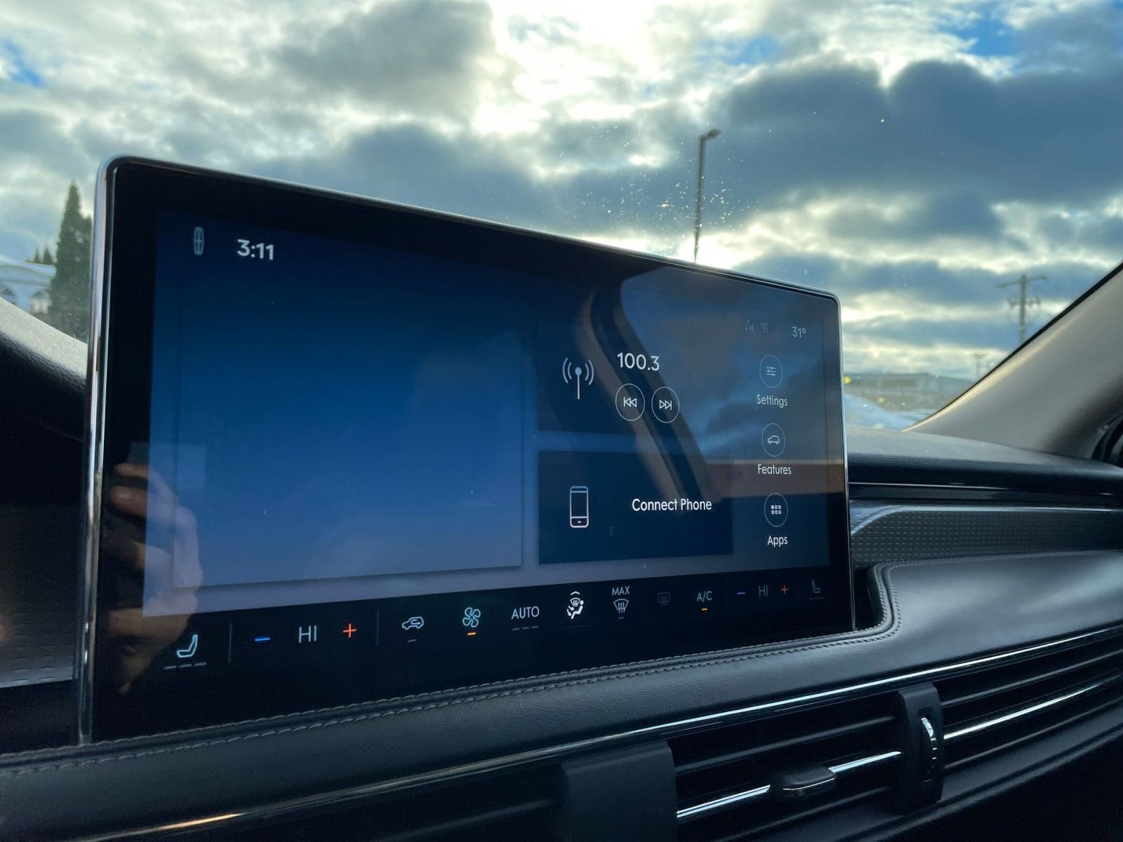 Thumbnail: 2024 Lincoln Corsair - 22