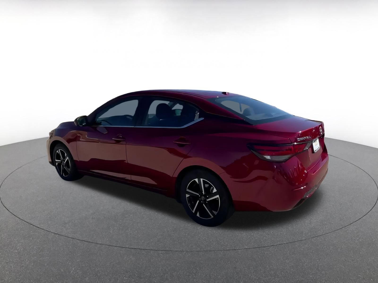 Thumbnail: 2024 Nissan Sentra - 10