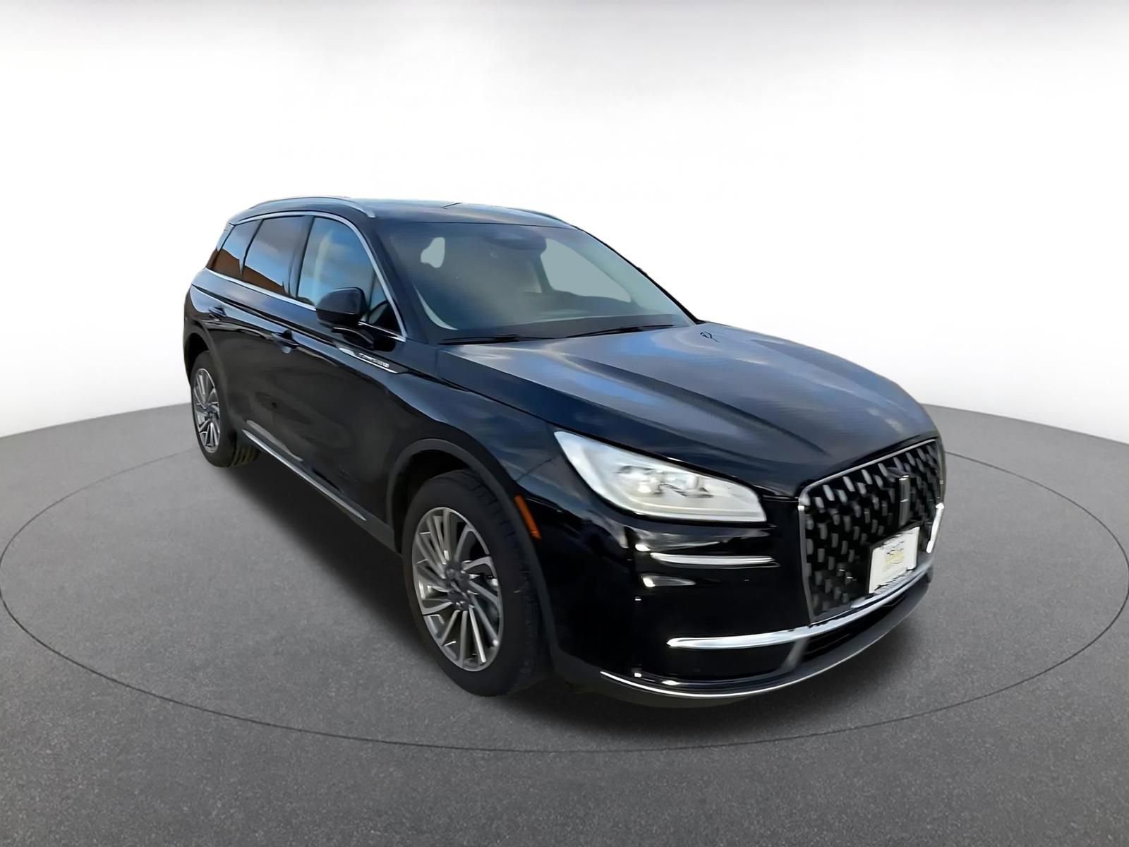 Thumbnail: 2024 Lincoln Corsair - 3