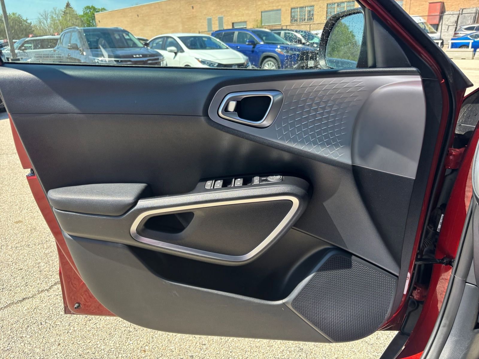 Thumbnail: 2025 Kia Soul - 18