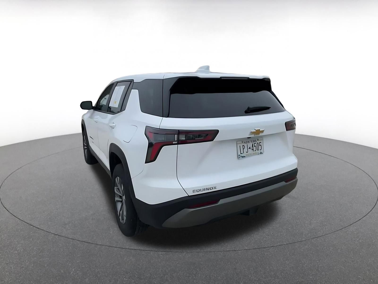 Thumbnail: 2025 Chevrolet Equinox - 11