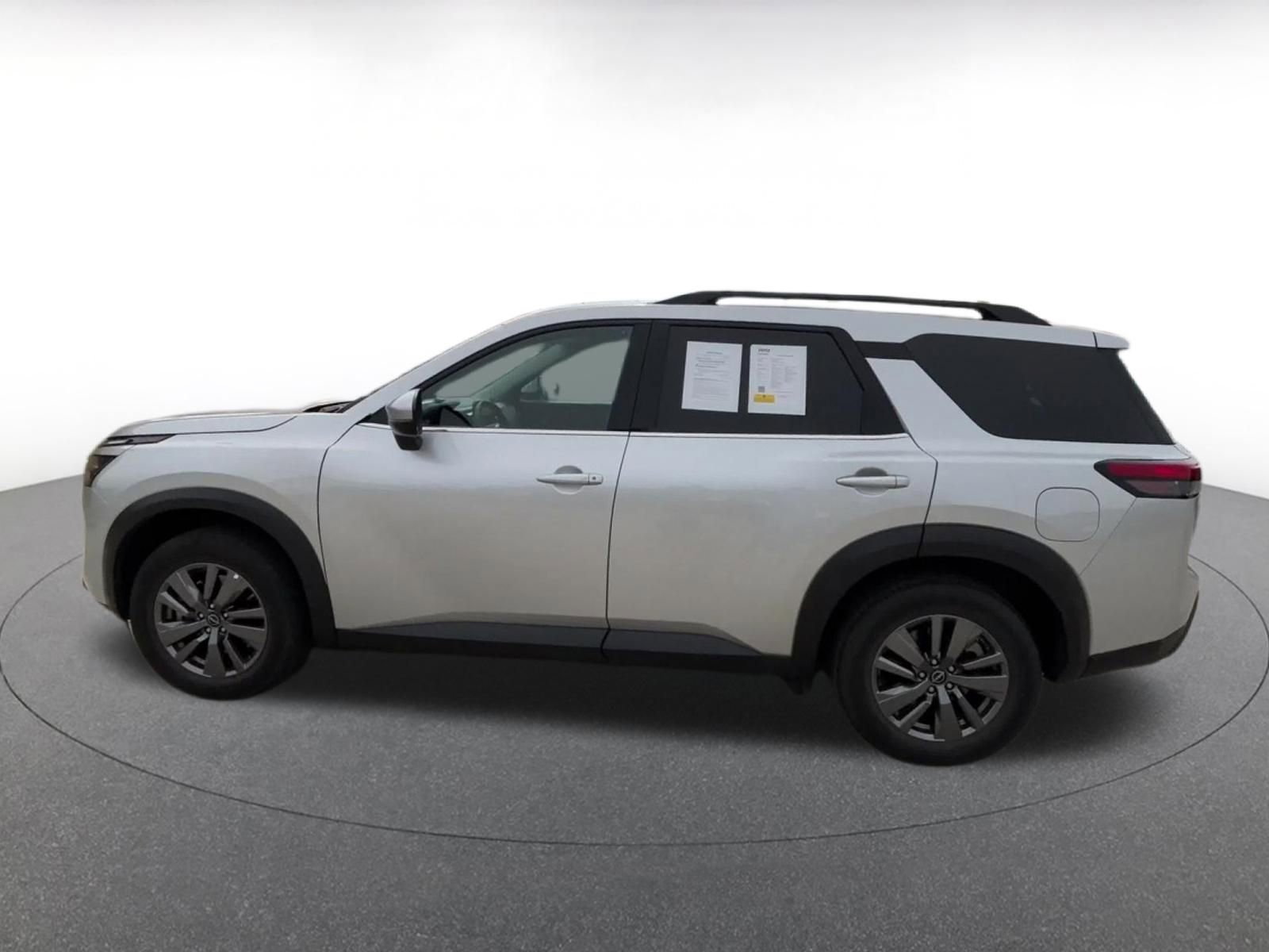 Thumbnail: 2025 Nissan Pathfinder - 9