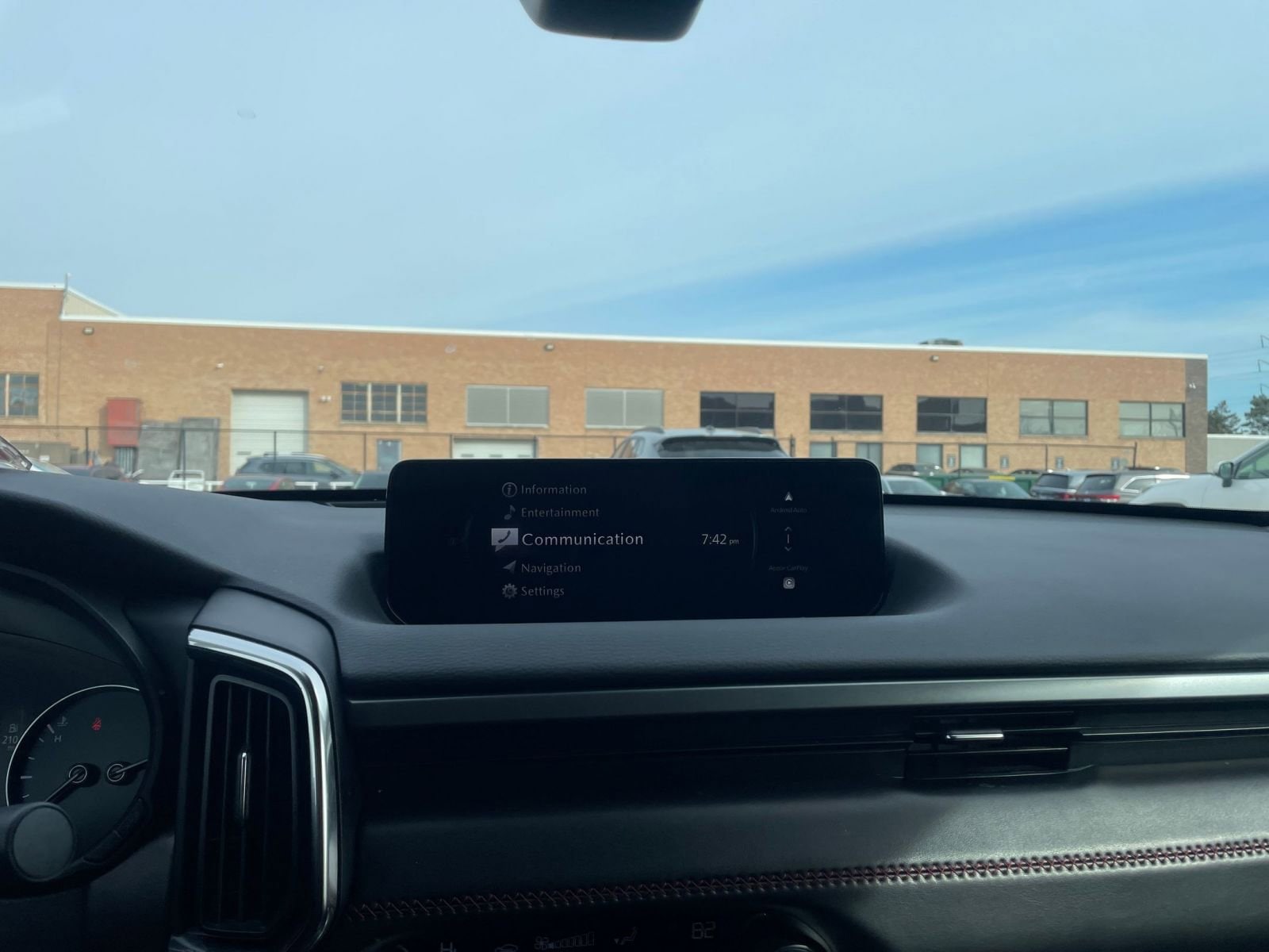 Thumbnail: 2025 Mazda CX-50 - 17