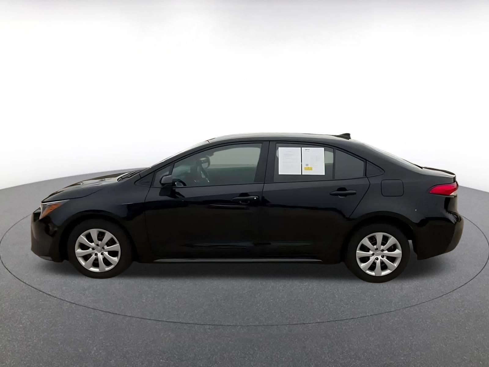 Thumbnail: 2025 Toyota Corolla - 8