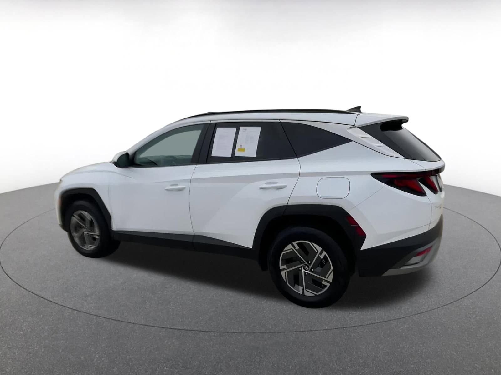 Thumbnail: 2025 Hyundai Tucson - 10