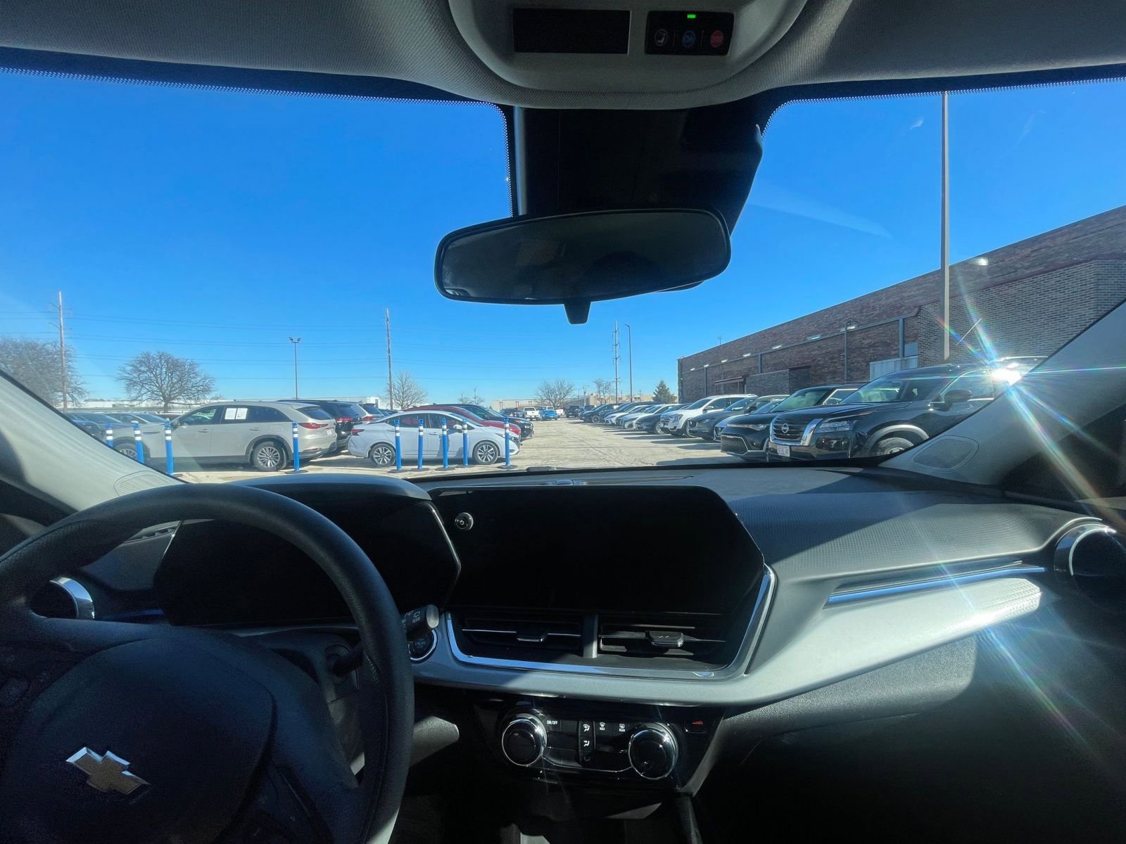 Thumbnail: 2025 Chevrolet Trax - 33