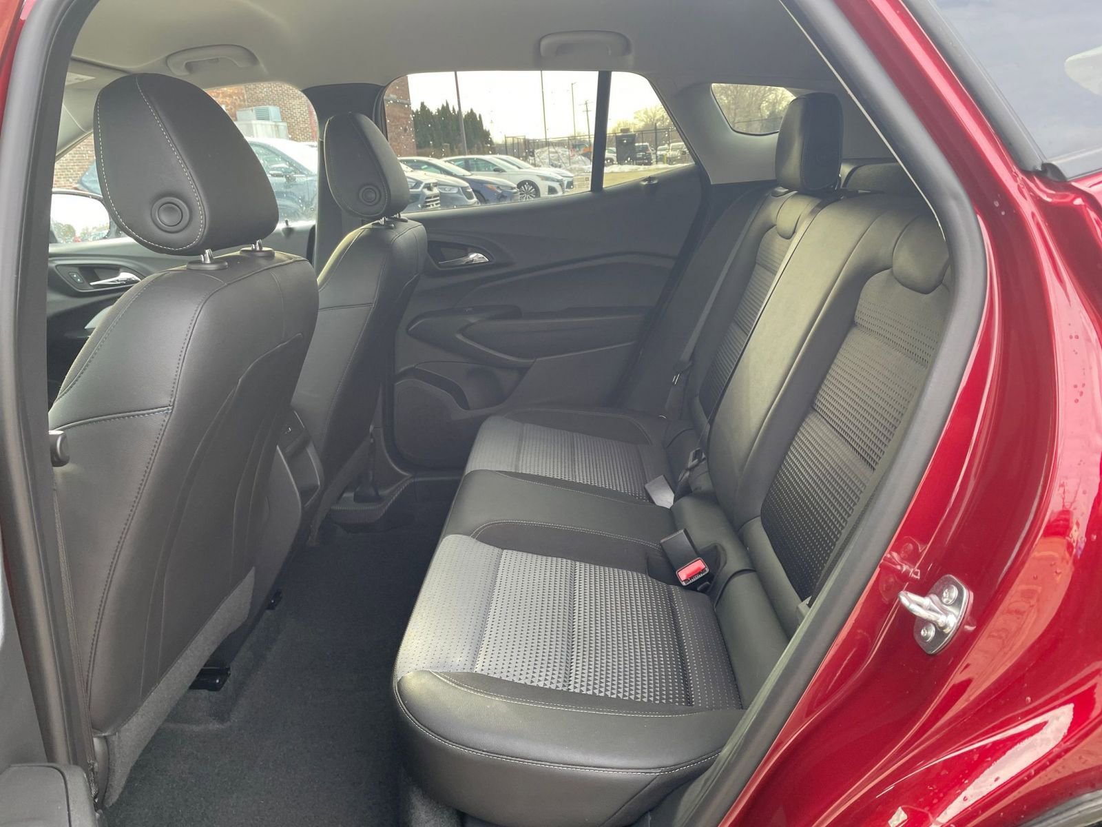 Thumbnail: 2025 Chevrolet Trax - 25