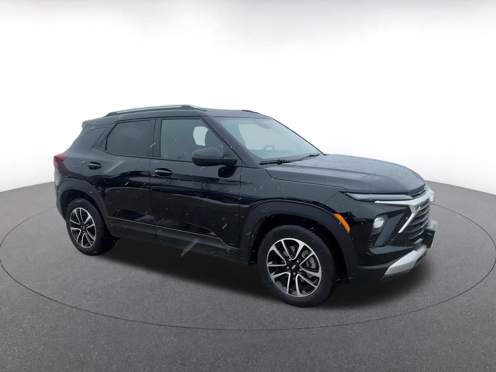 Thumbnail: 2025 Chevrolet TrailBlazer - 2