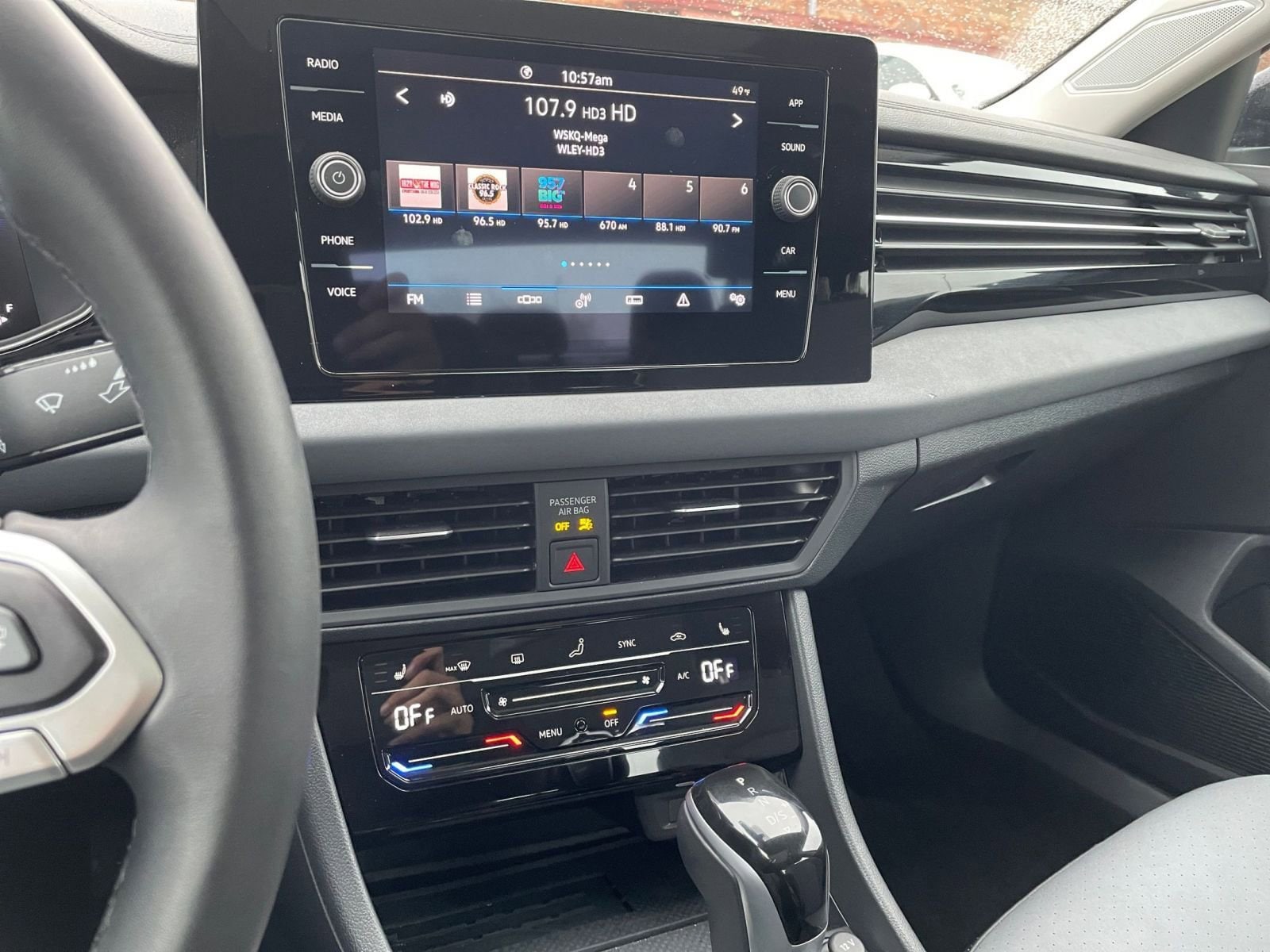 Thumbnail: 2025 Volkswagen Jetta - 18