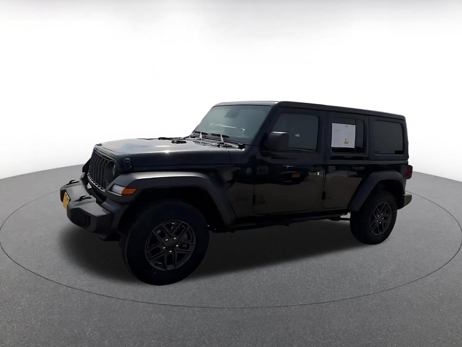 Thumbnail: 2025 Jeep Wrangler - 6