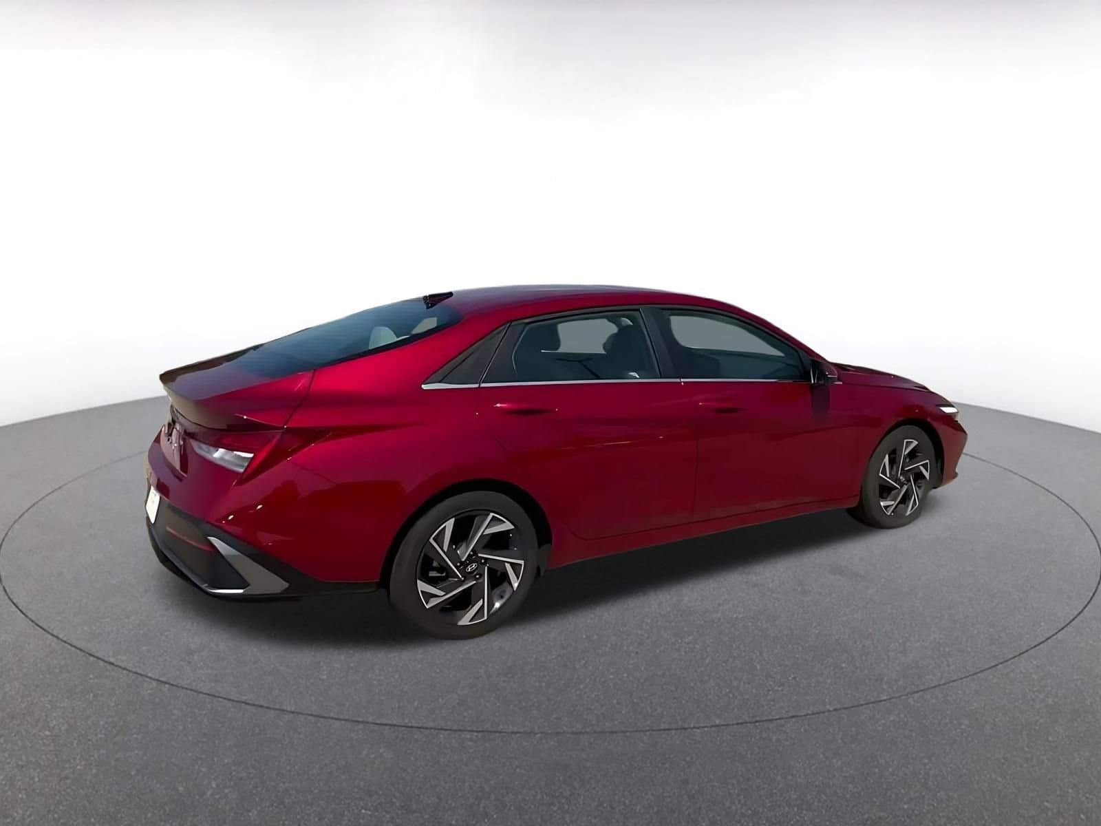 Thumbnail: 2025 Hyundai Elantra - 14